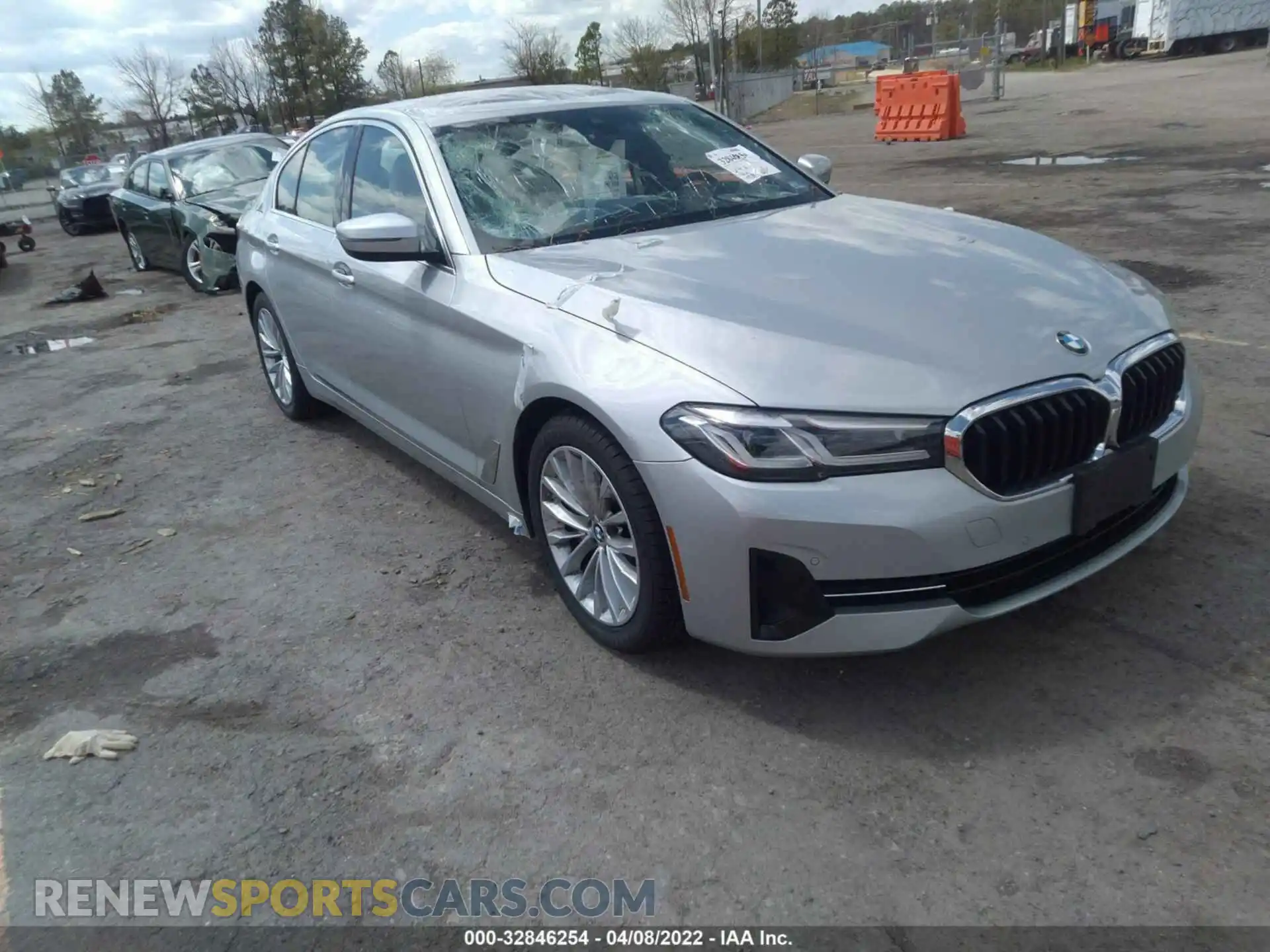1 Photograph of a damaged car WBA13BJ02MCF96061 BMW 5 SERIES 2021