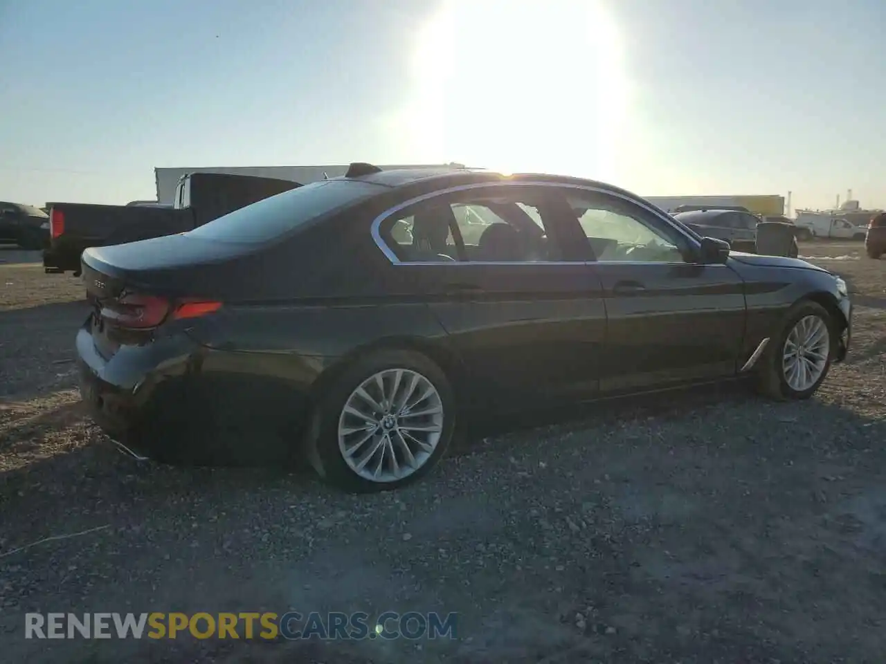 3 Photograph of a damaged car WBA13BJ03MWX18678 BMW 5 SERIES 2021