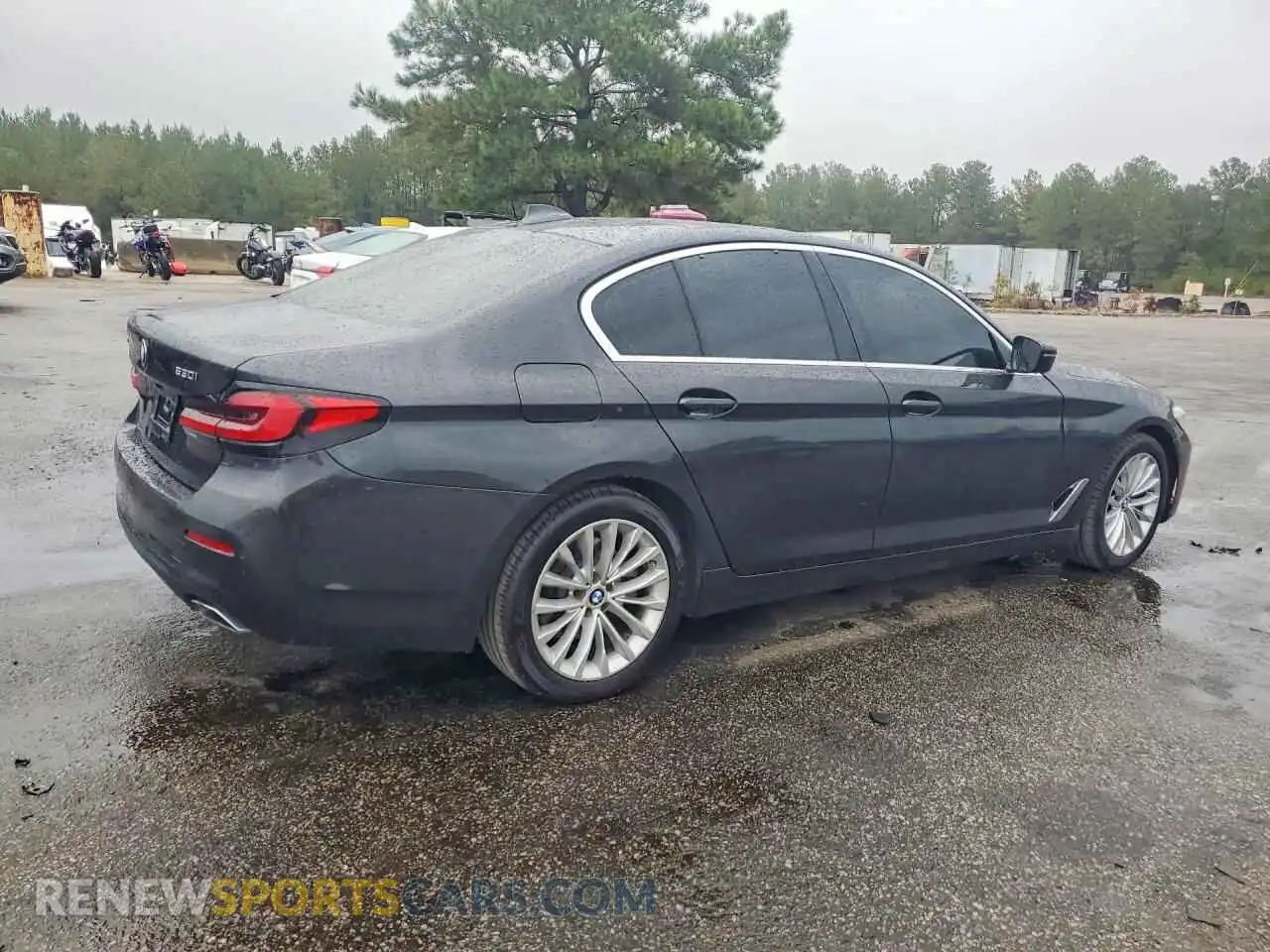 3 Photograph of a damaged car WBA13BJ04MCF62882 BMW 5 SERIES 2021