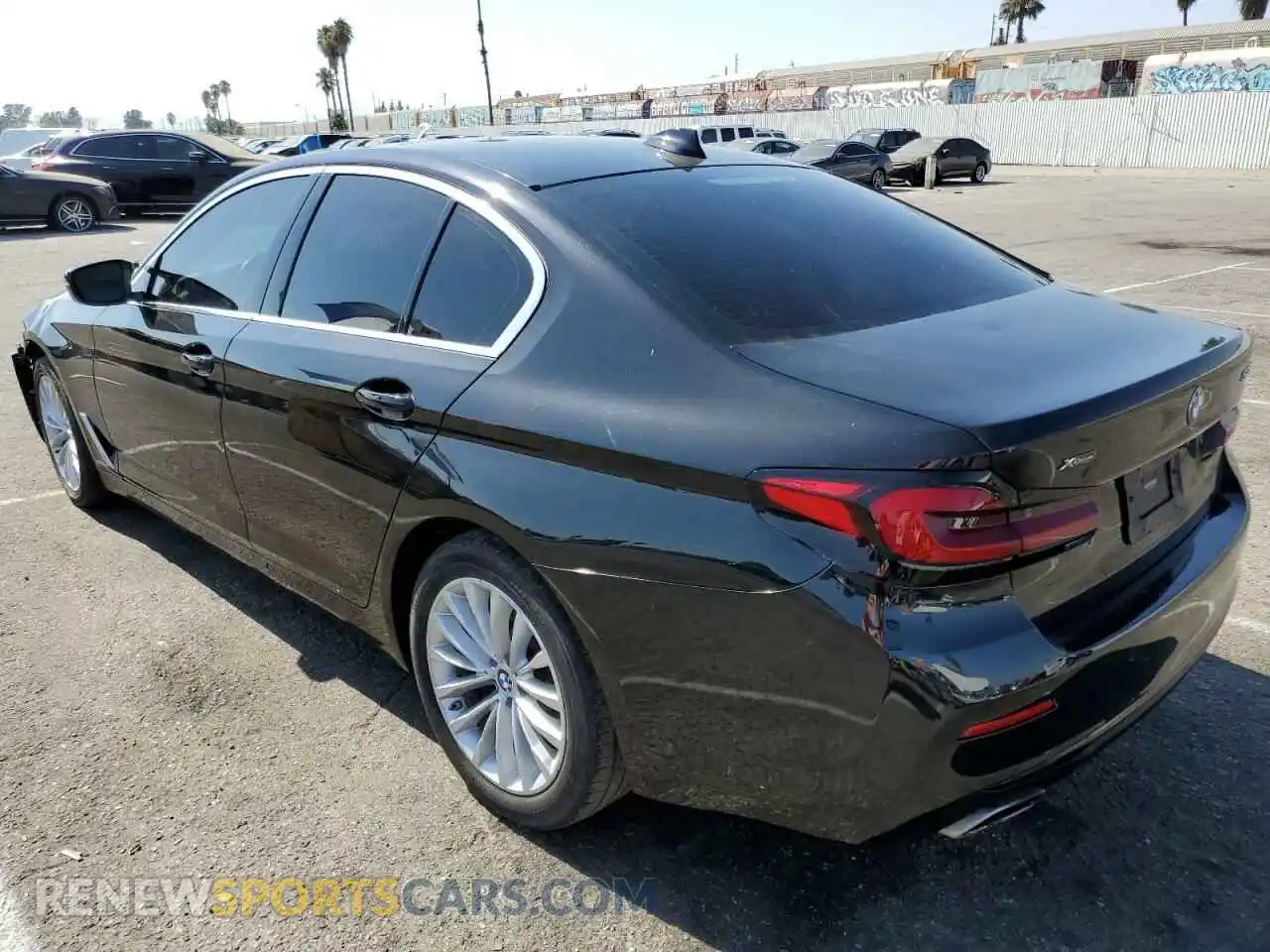 2 Фотография поврежденного автомобиля WBA13BJ05MWX25910 BMW 5 SERIES 2021
