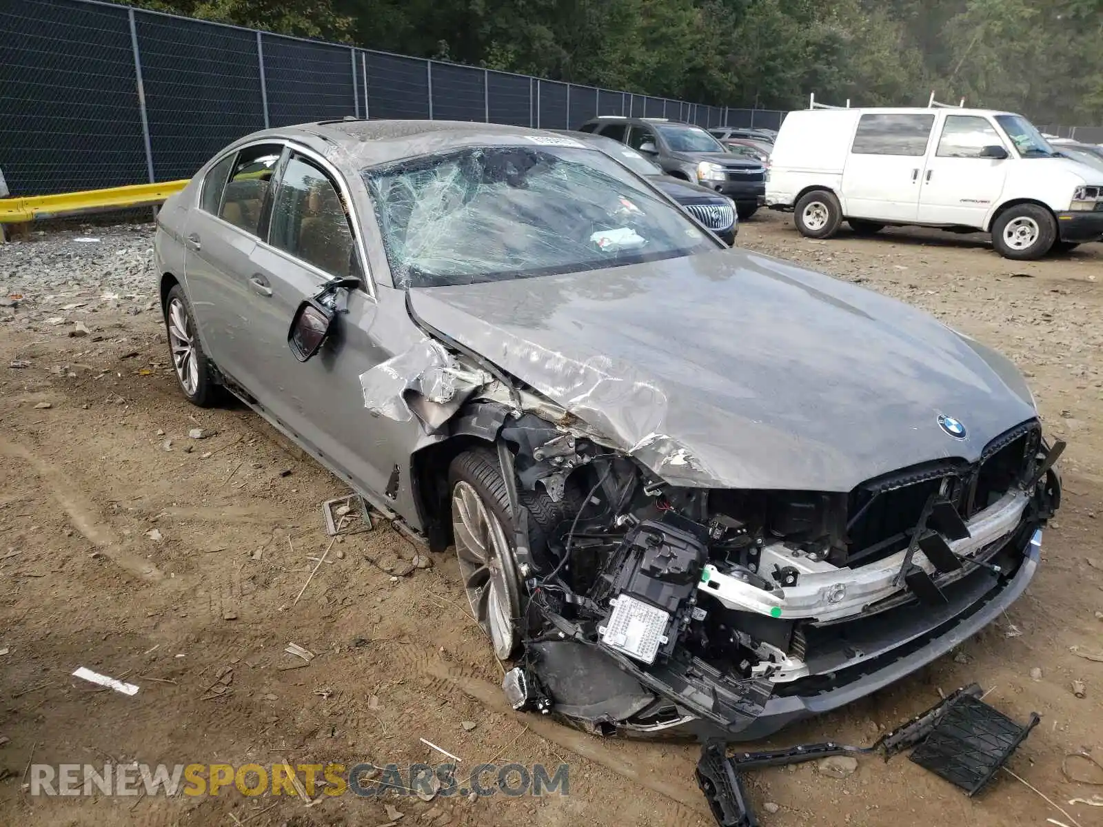 1 Photograph of a damaged car WBA13BJ06MCF04269 BMW 5 SERIES 2021