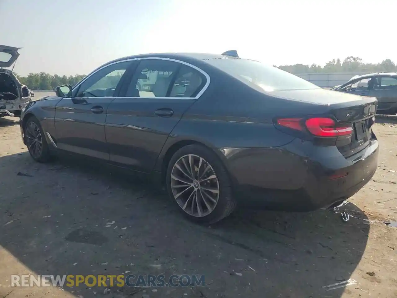2 Photograph of a damaged car WBA13BJ07MCH05131 BMW 5 SERIES 2021