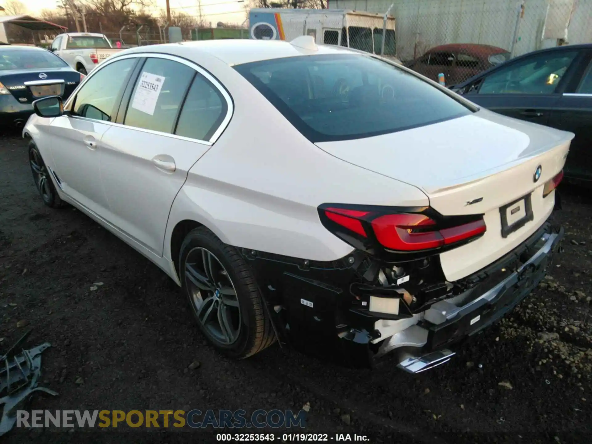 3 Photograph of a damaged car WBA13BJ07MWW99634 BMW 5 SERIES 2021