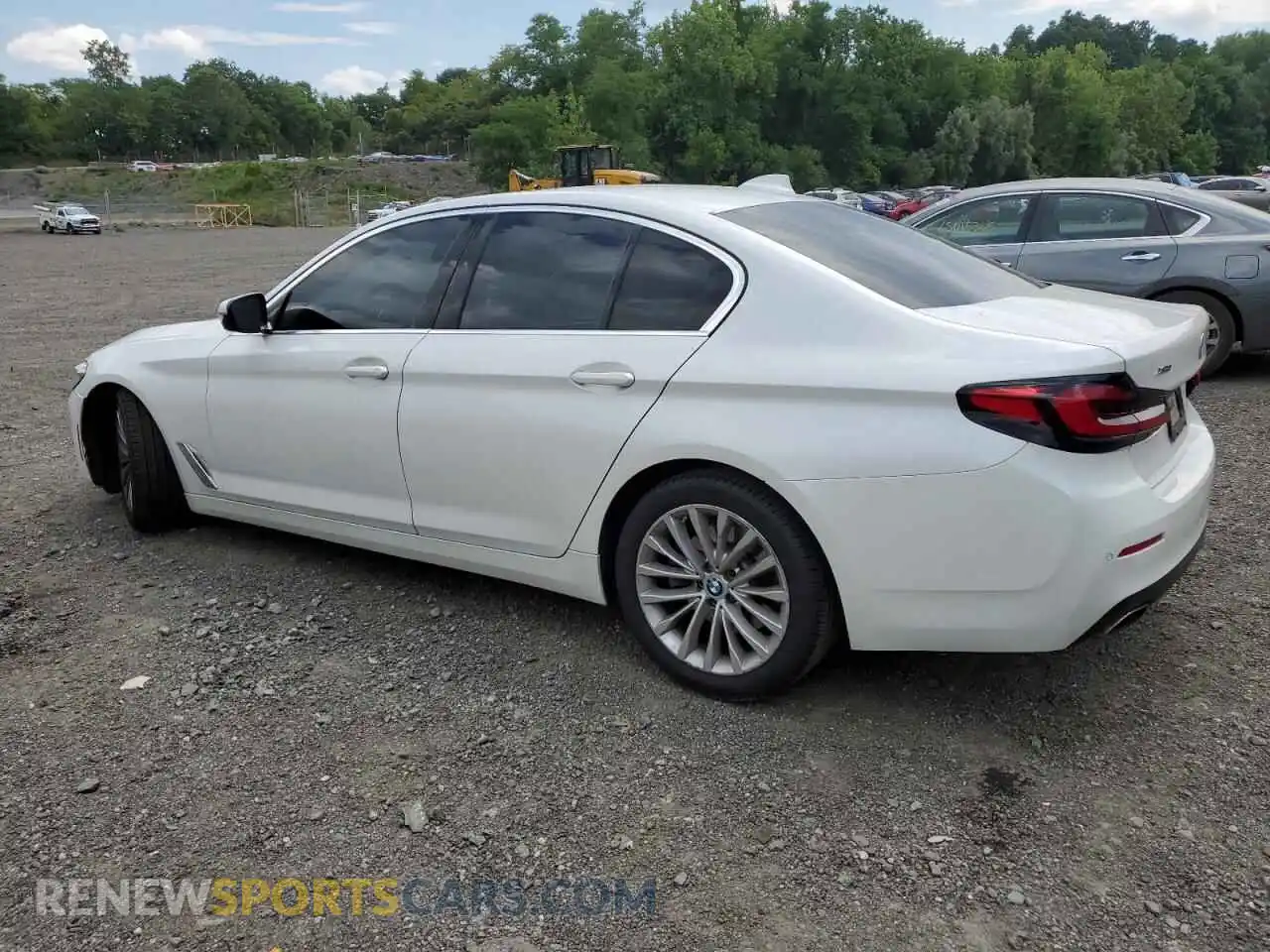 2 Photograph of a damaged car WBA13BJ07MWX01088 BMW 5 SERIES 2021
