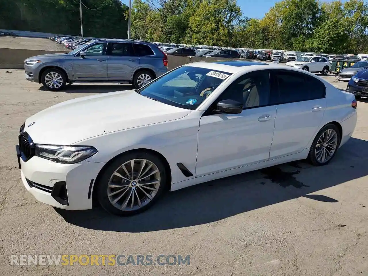 1 Фотография поврежденного автомобиля WBA13BJ0XMCF33242 BMW 5 SERIES 2021