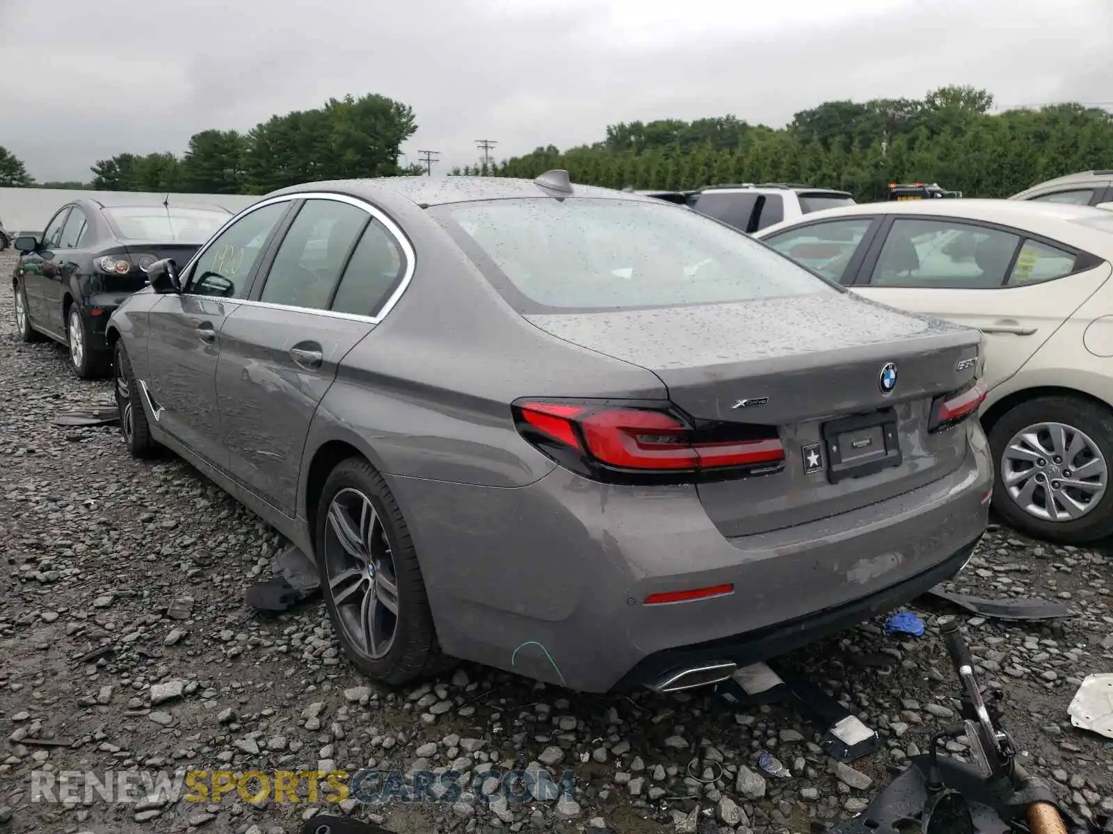 3 Photograph of a damaged car WBA13BJ0XMCF69898 BMW 5 SERIES 2021