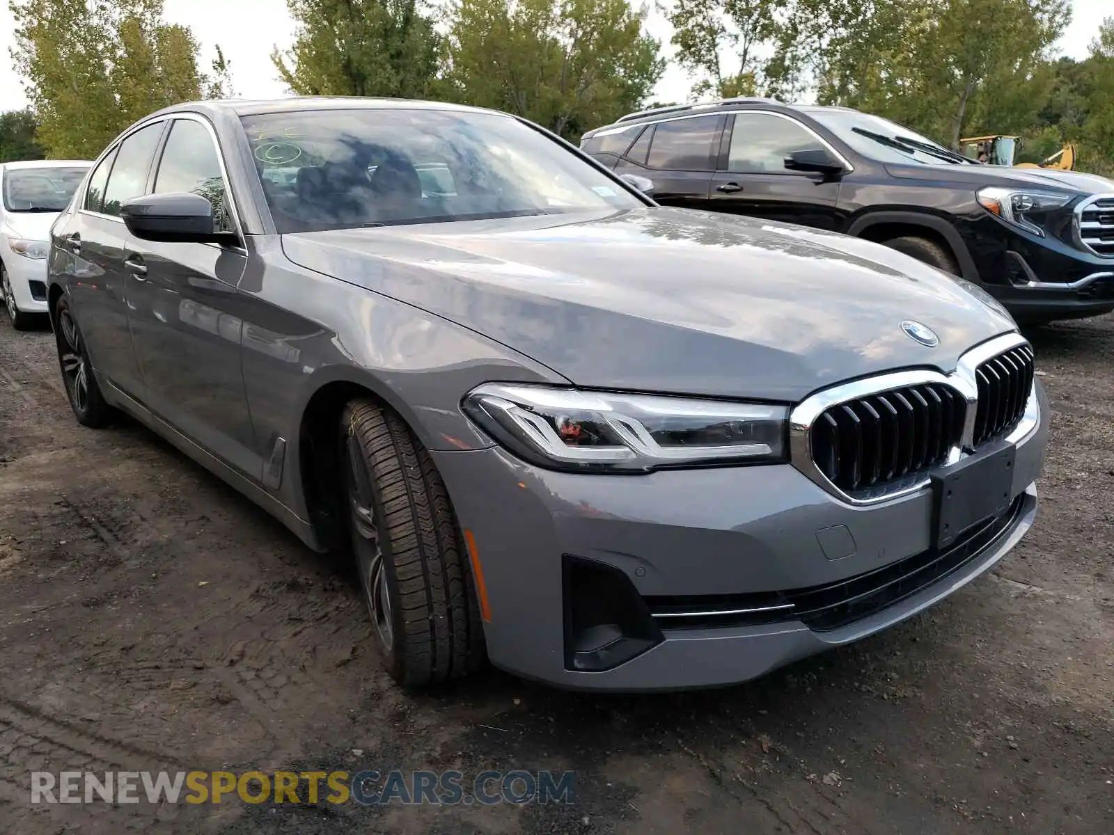 1 Photograph of a damaged car WBA13BJ0XMWX10013 BMW 5 SERIES 2021