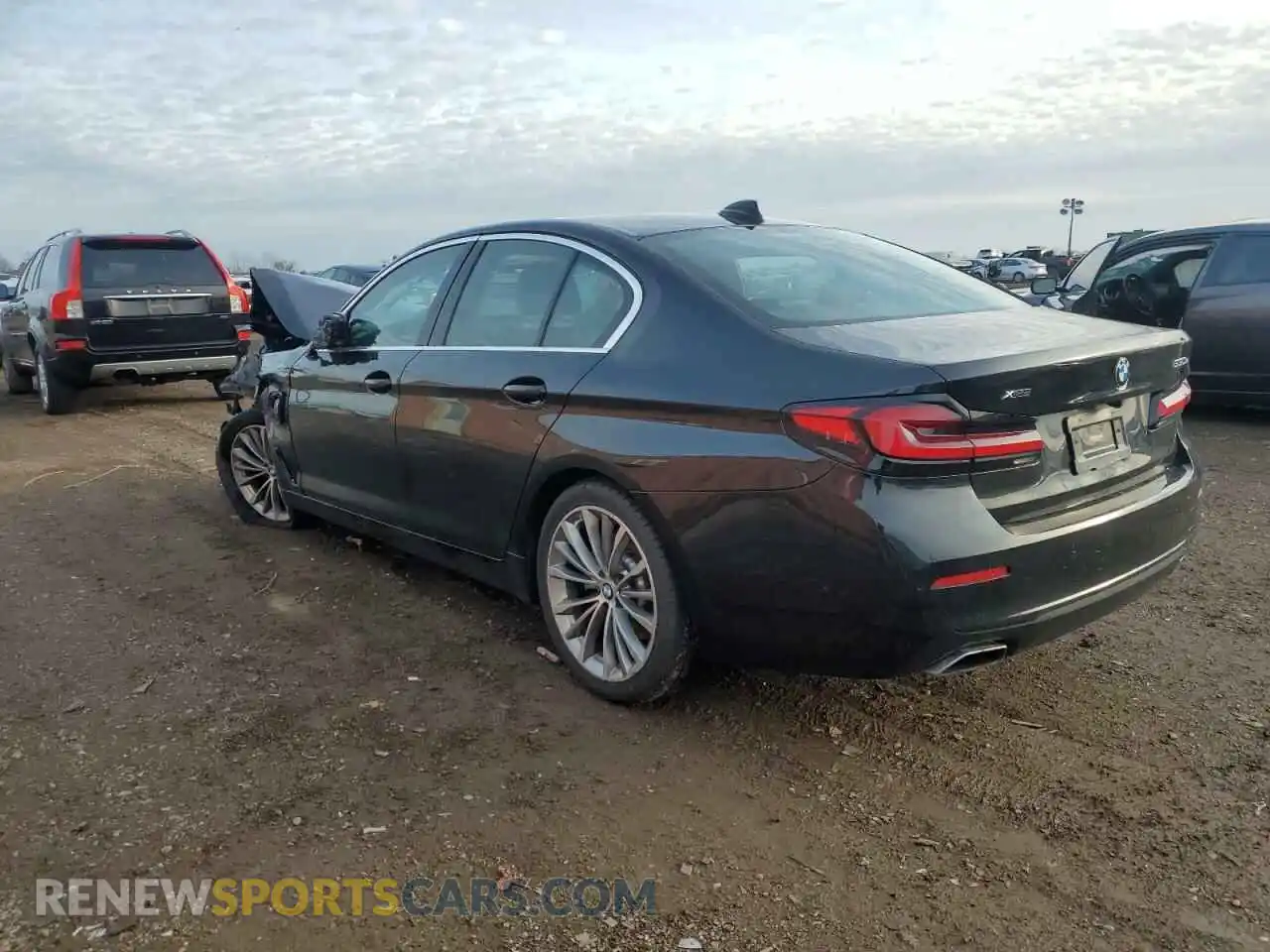 2 Photograph of a damaged car WBA33AG06MCF18103 BMW 5 SERIES 2021