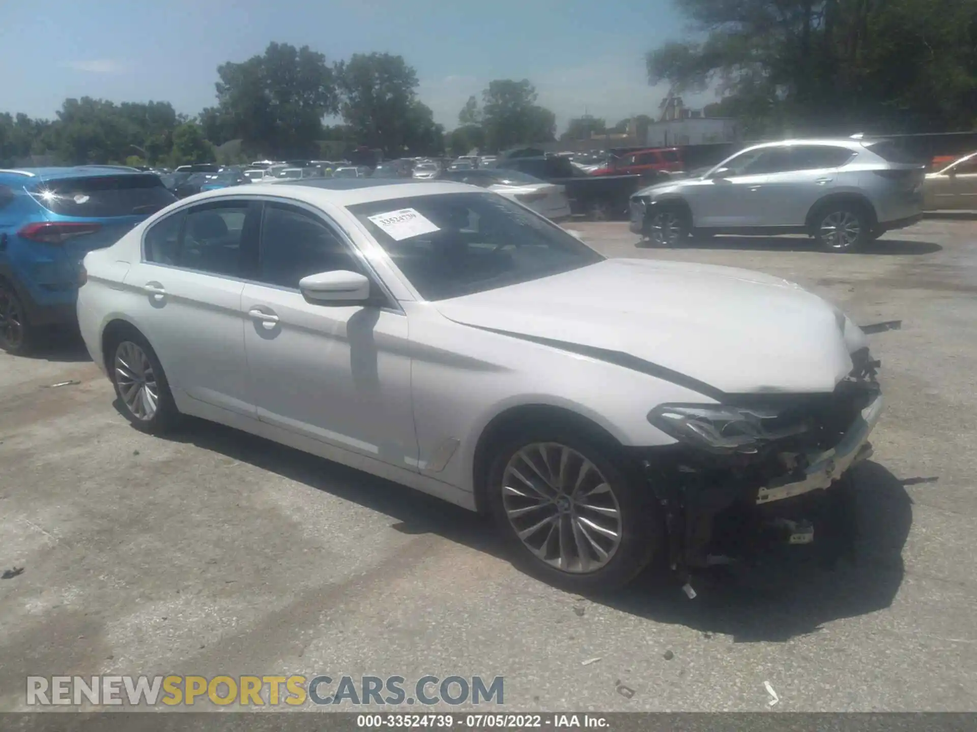 1 Photograph of a damaged car WBA53BH00MCF68055 BMW 5 SERIES 2021