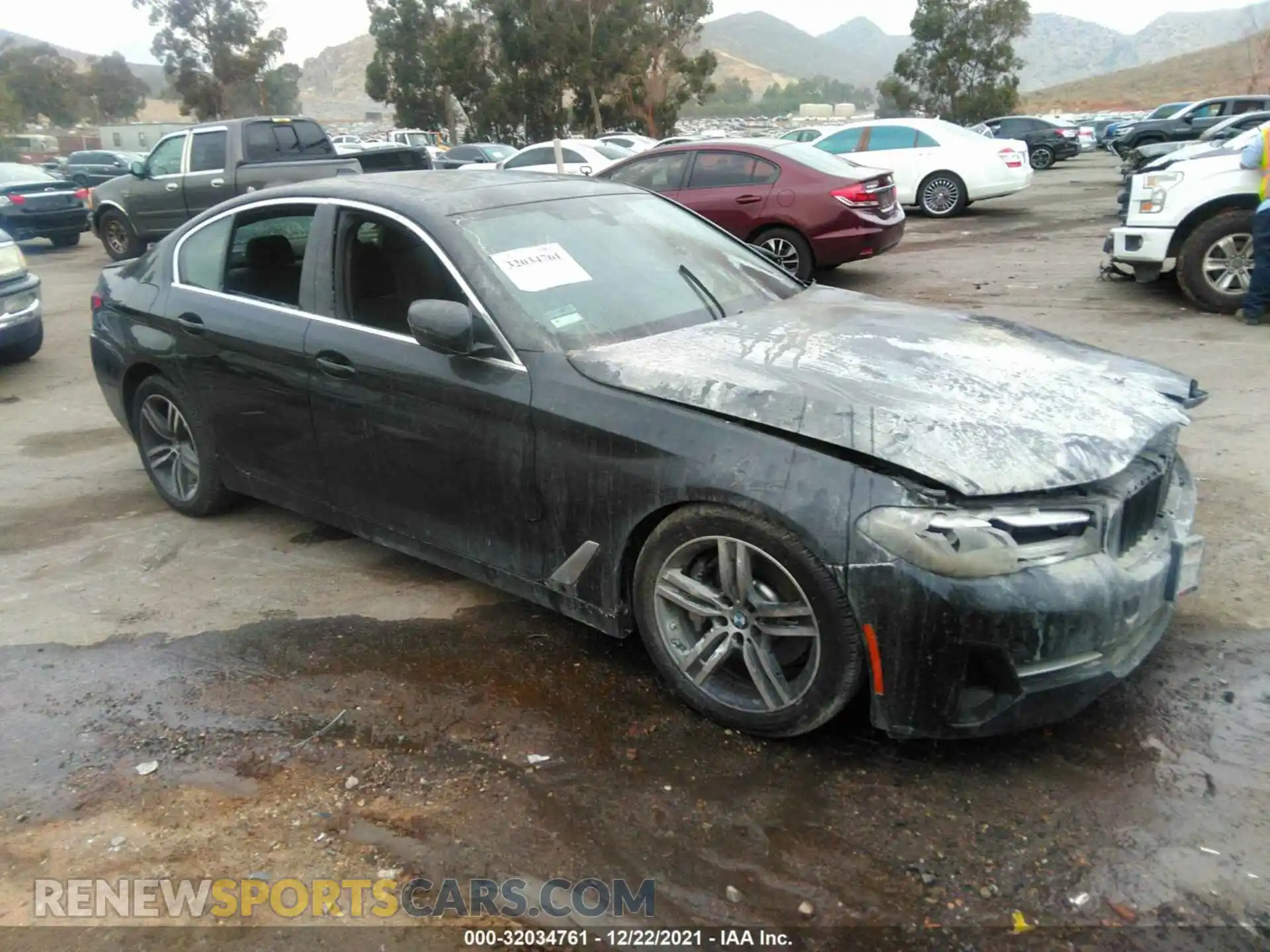 1 Photograph of a damaged car WBA53BH00MWW96551 BMW 5 SERIES 2021