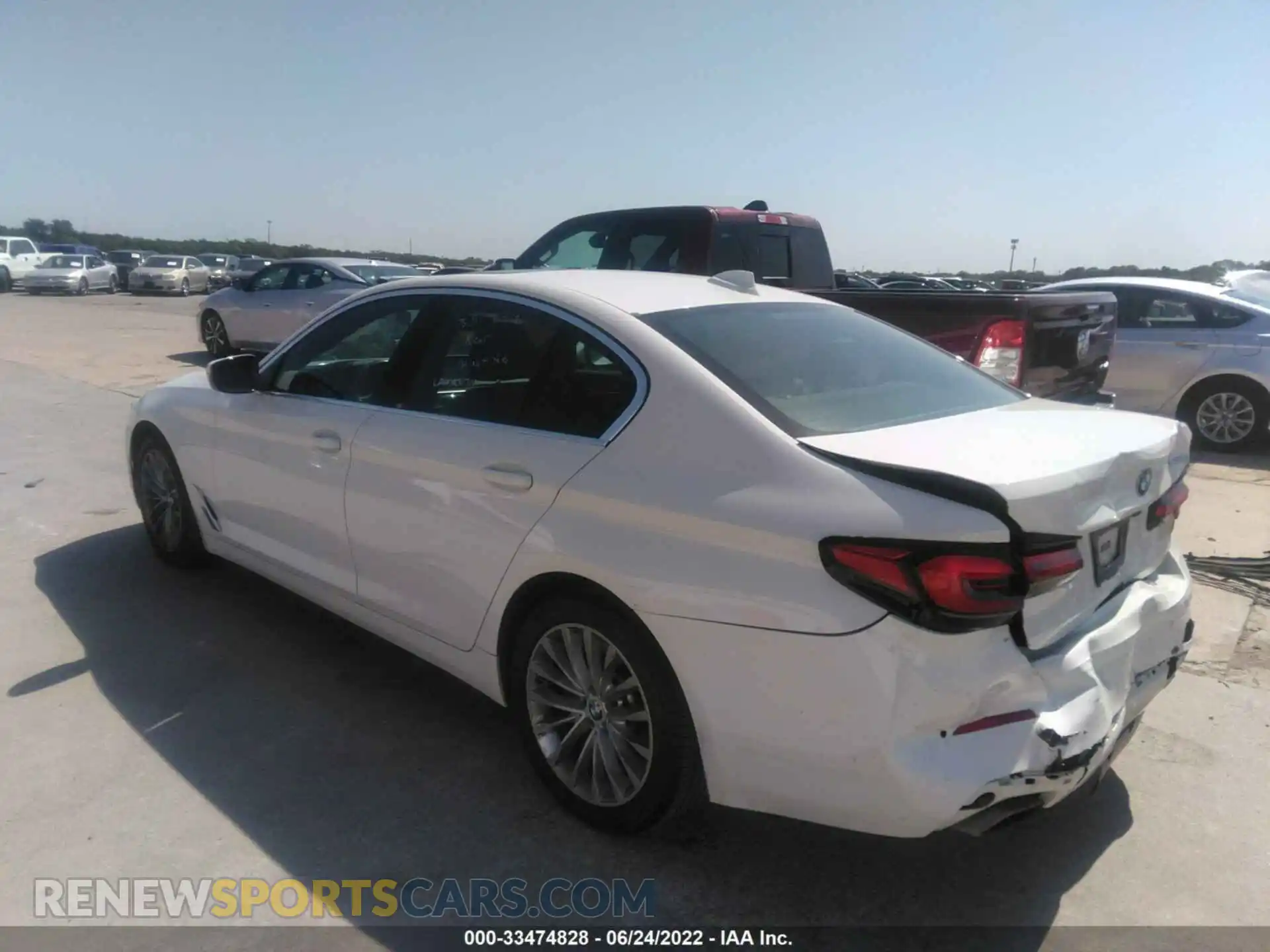 3 Photograph of a damaged car WBA53BH01MCF84653 BMW 5 SERIES 2021