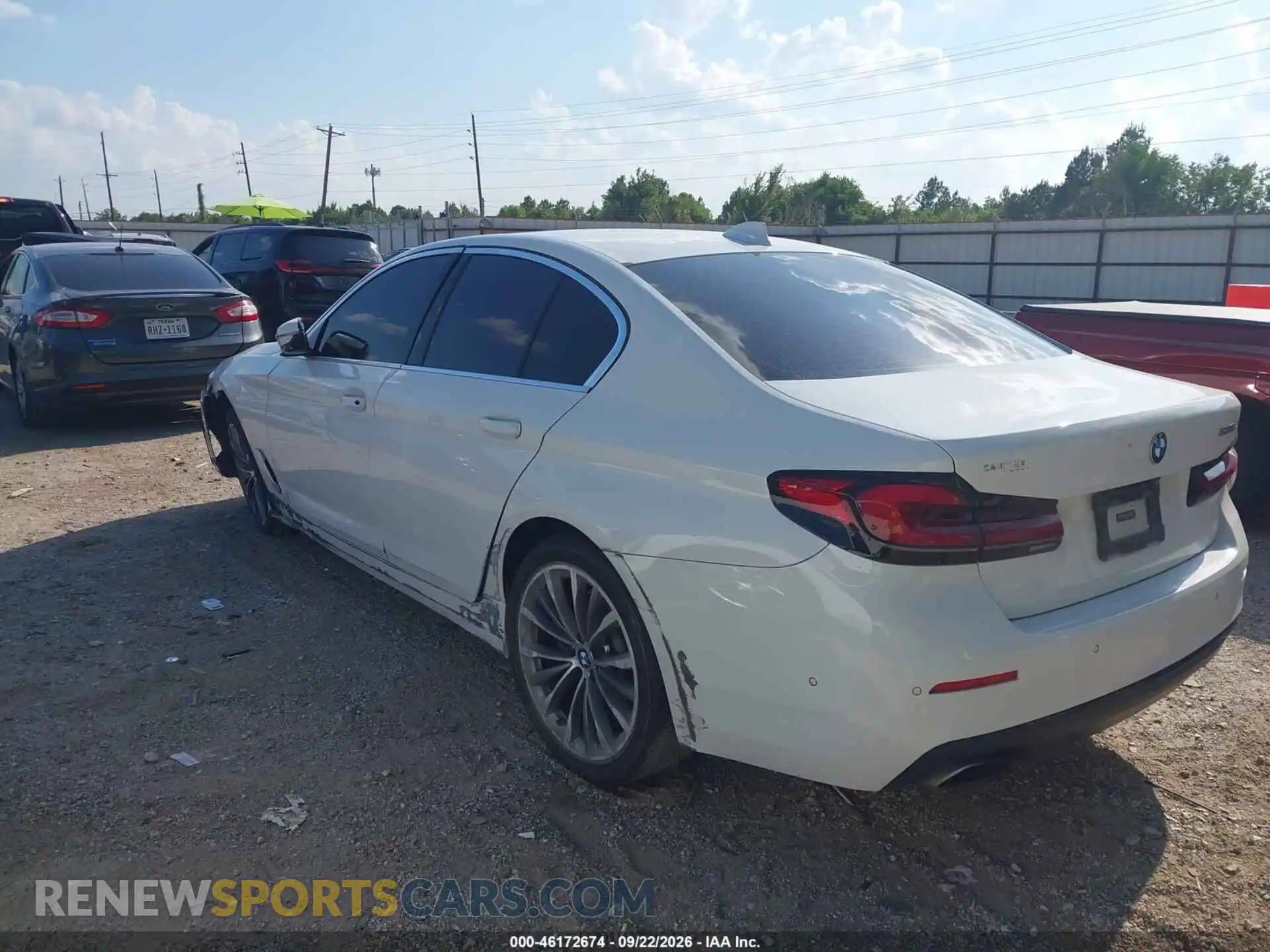 3 Photograph of a damaged car WBA53BH02MWX10093 BMW 5 SERIES 2021