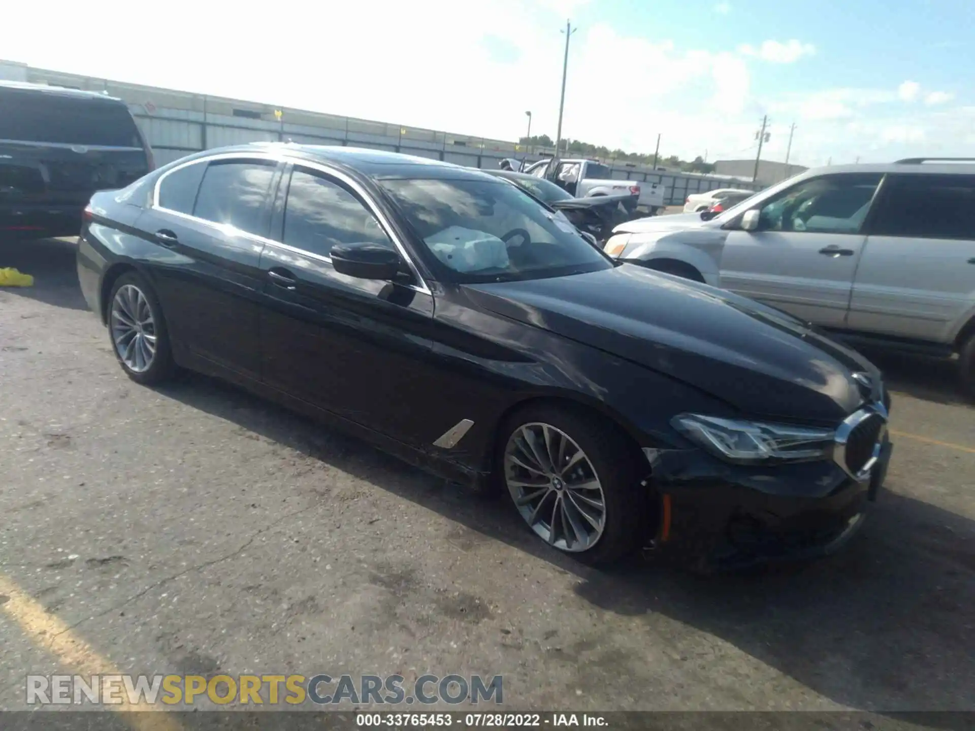 1 Photograph of a damaged car WBA53BH02MWX28402 BMW 5 SERIES 2021