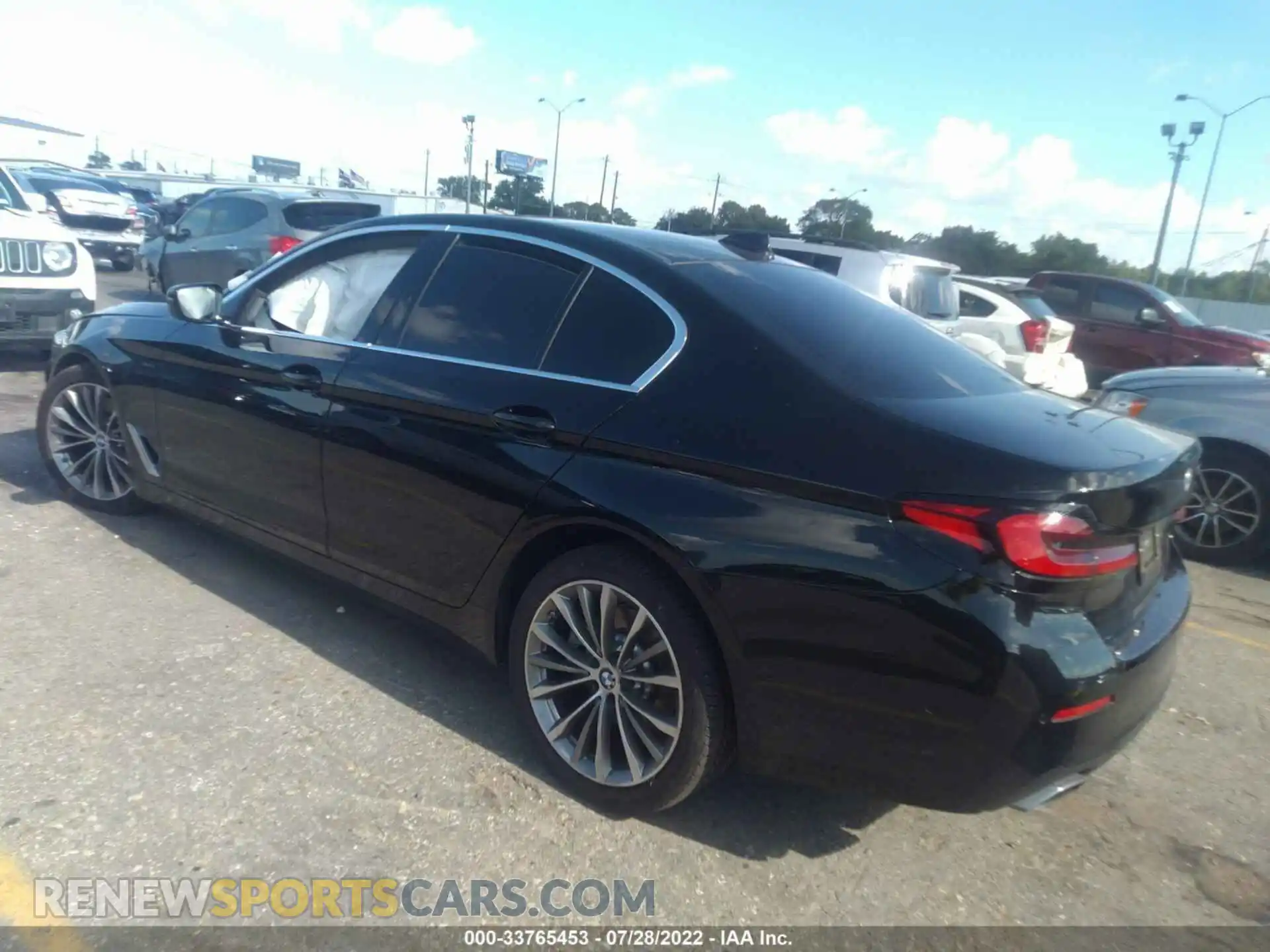 3 Photograph of a damaged car WBA53BH02MWX28402 BMW 5 SERIES 2021