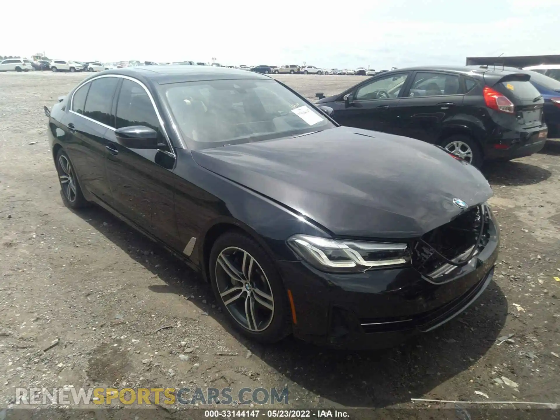 1 Photograph of a damaged car WBA53BH03MCF06701 BMW 5 SERIES 2021