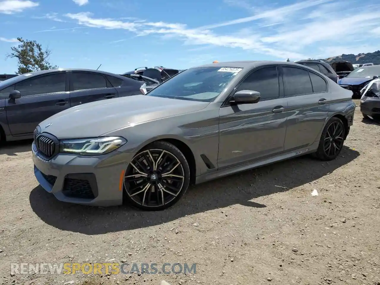 1 Фотография поврежденного автомобиля WBA53BH05MCG12177 BMW 5 SERIES 2021