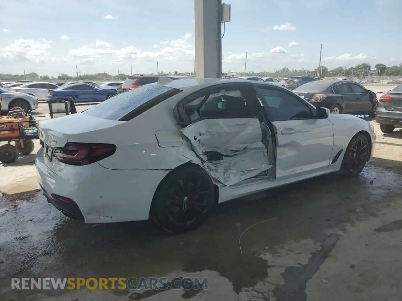 3 Photograph of a damaged car WBA53BH05MWX12503 BMW 5 SERIES 2021