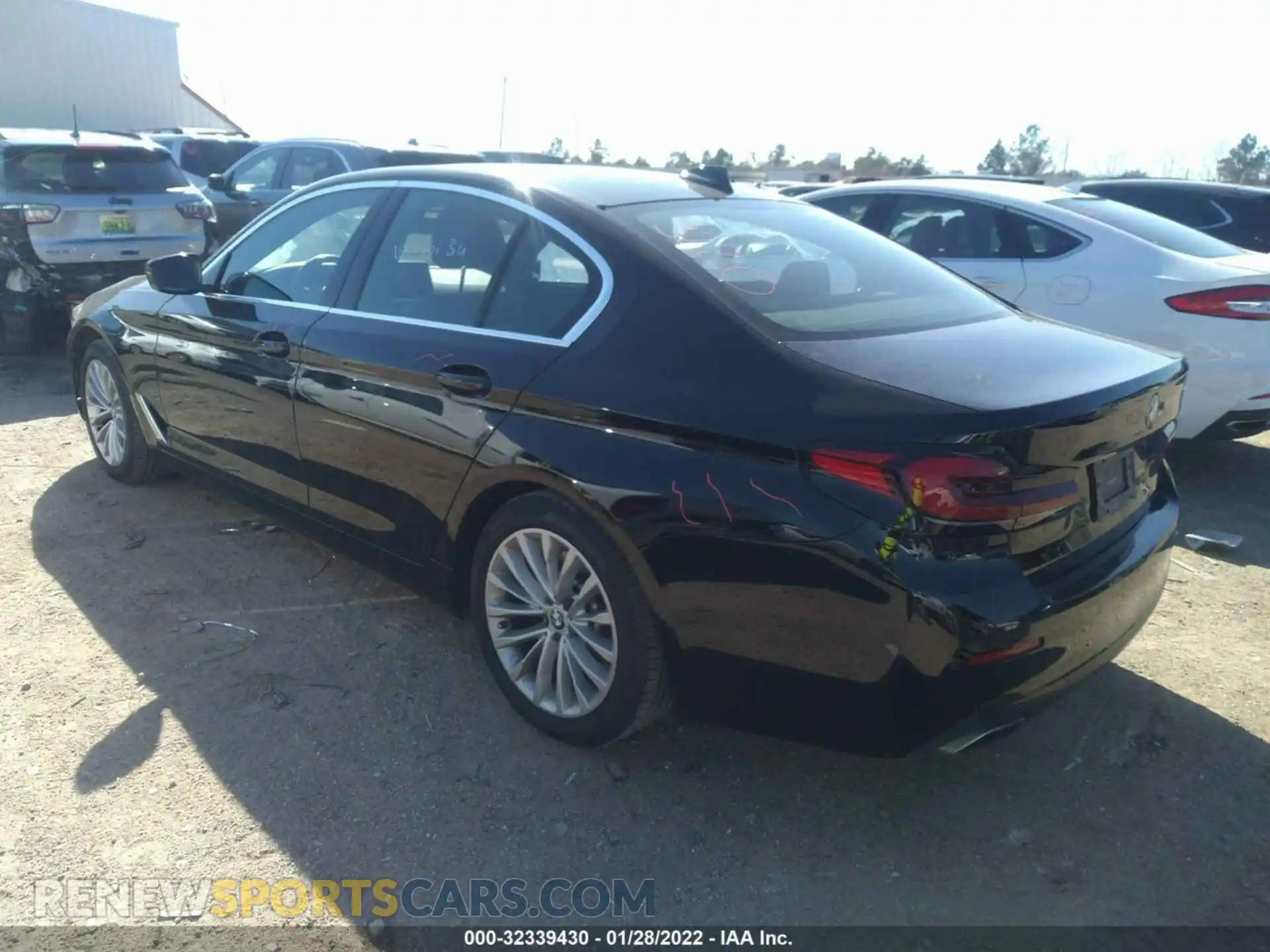 3 Photograph of a damaged car WBA53BH07MCF80378 BMW 5 SERIES 2021
