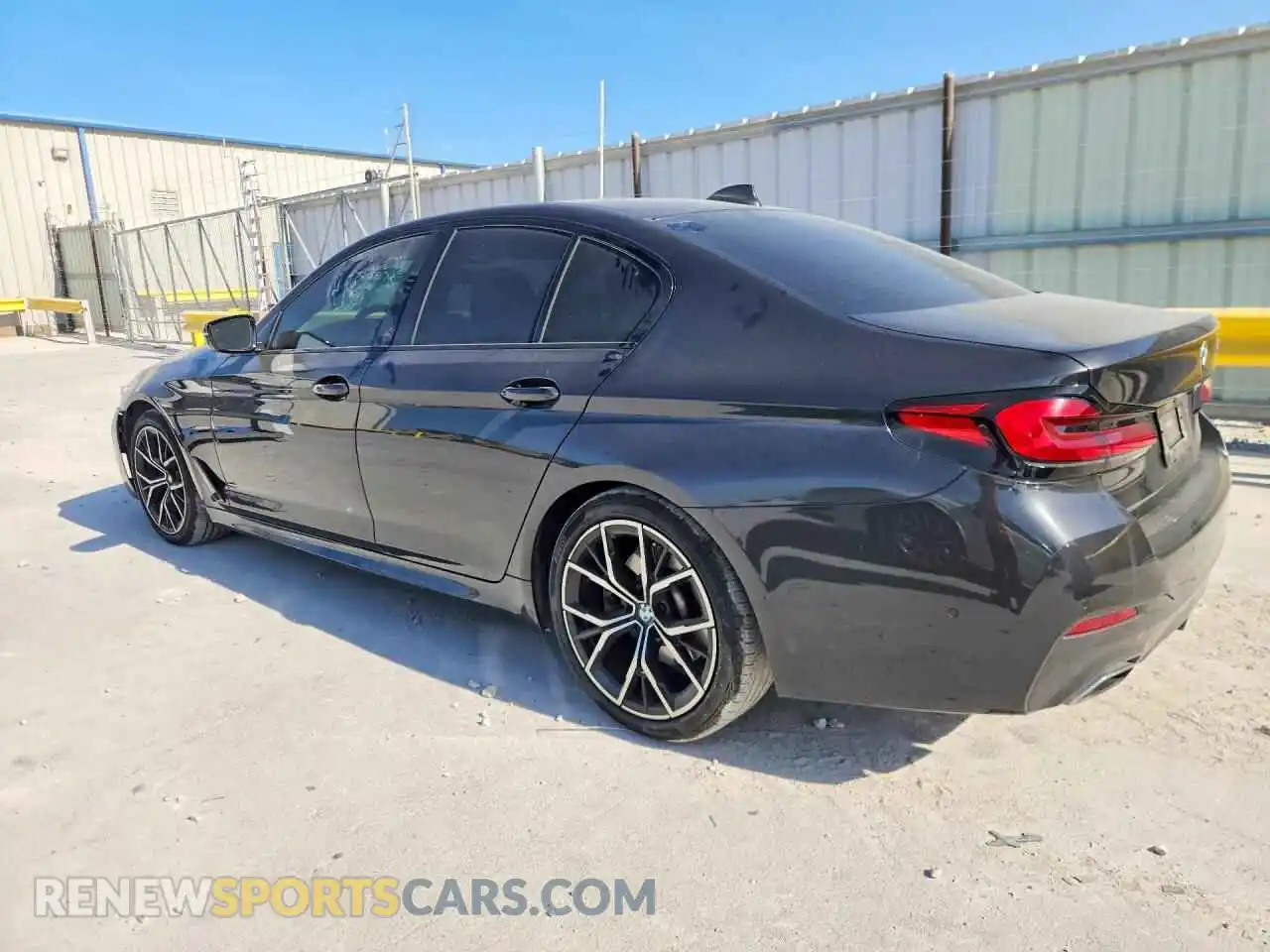 2 Photograph of a damaged car WBA53BH07MWX22238 BMW 5 SERIES 2021