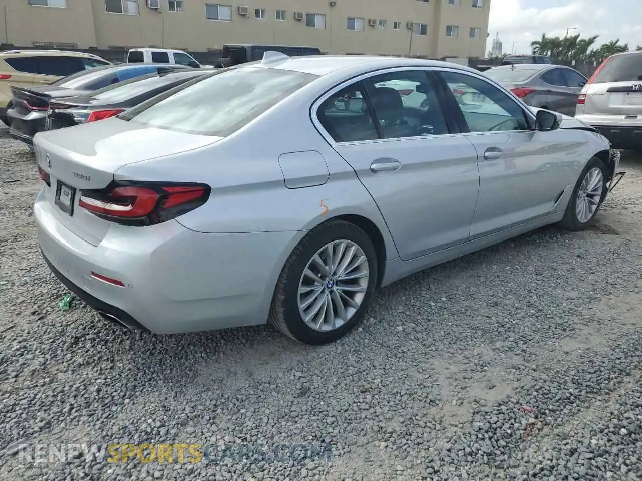 3 Photograph of a damaged car WBA53BH08MWX31708 BMW 5 SERIES 2021