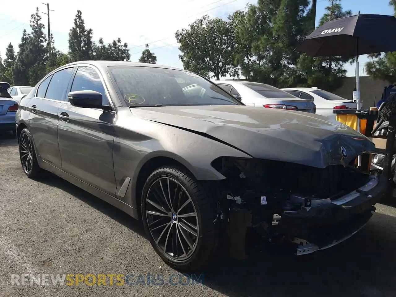 1 fotografías del automóvil dañado WBA53BH09MCF33630 BMW 5 SERIES 2021