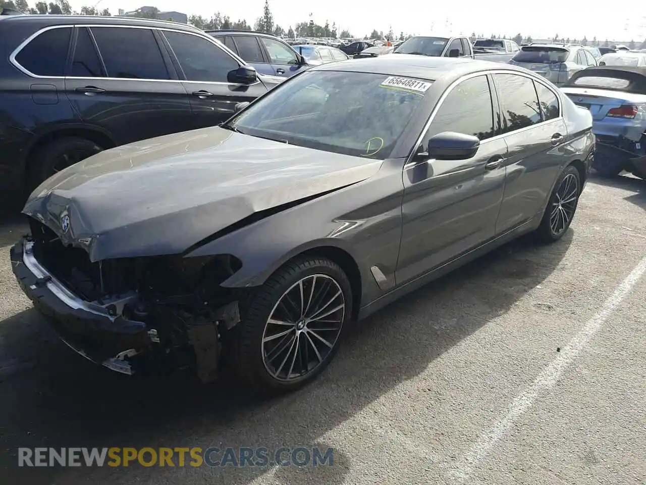 2 fotografías del automóvil dañado WBA53BH09MCF33630 BMW 5 SERIES 2021