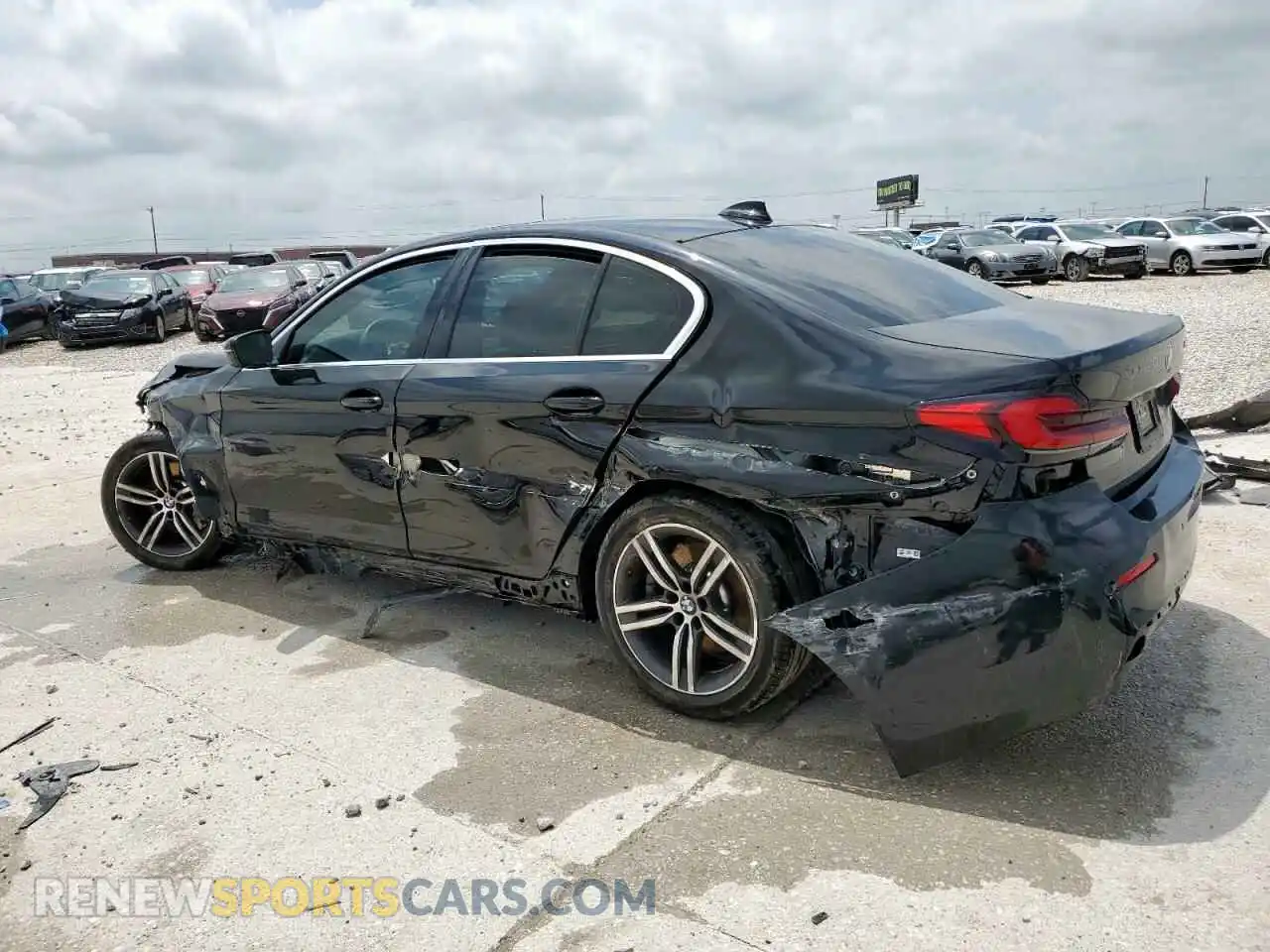2 Photograph of a damaged car WBA53BH09MWX00757 BMW 5 SERIES 2021