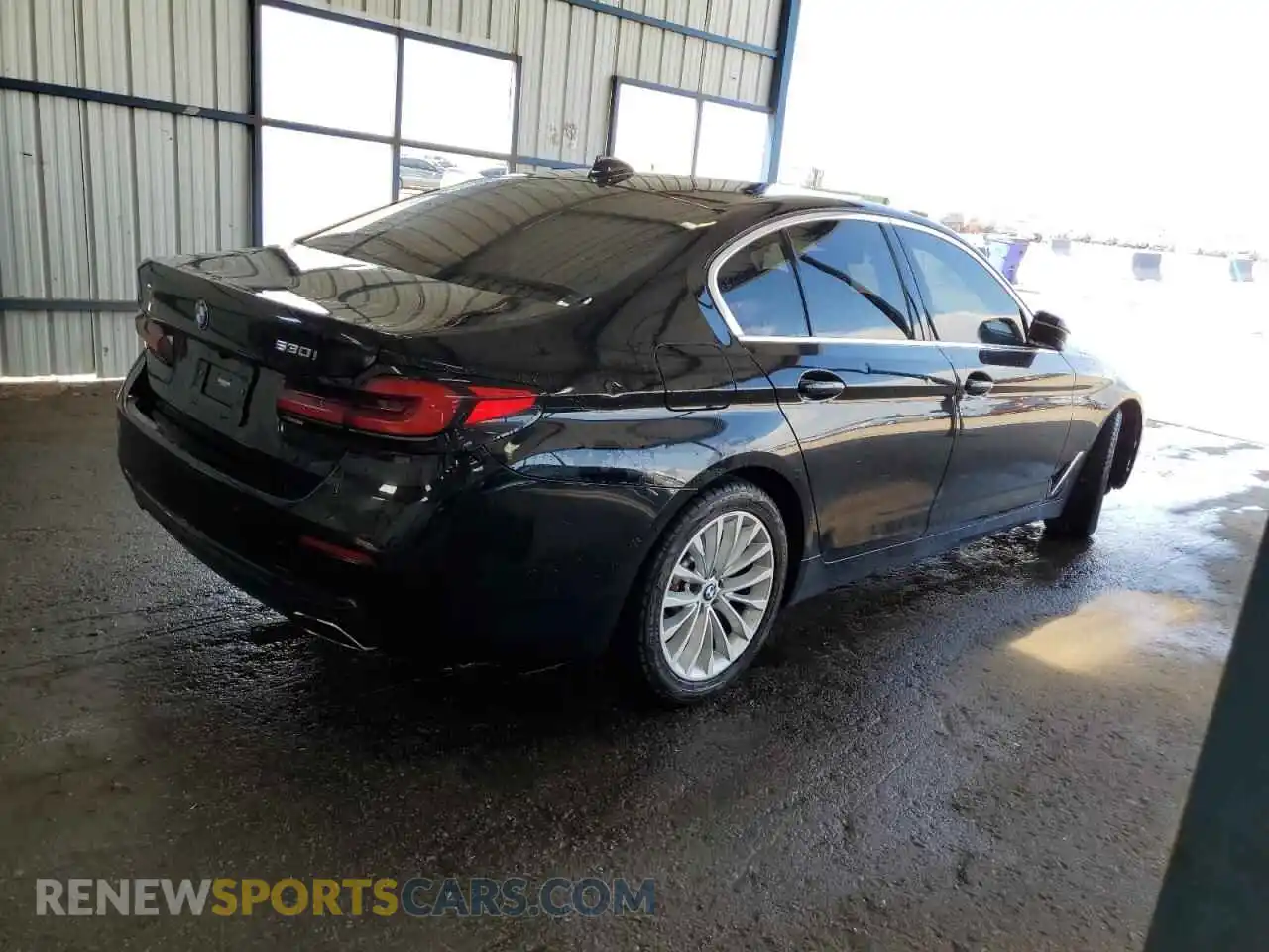 3 Photograph of a damaged car WBA53BH0XMCF63249 BMW 5 SERIES 2021