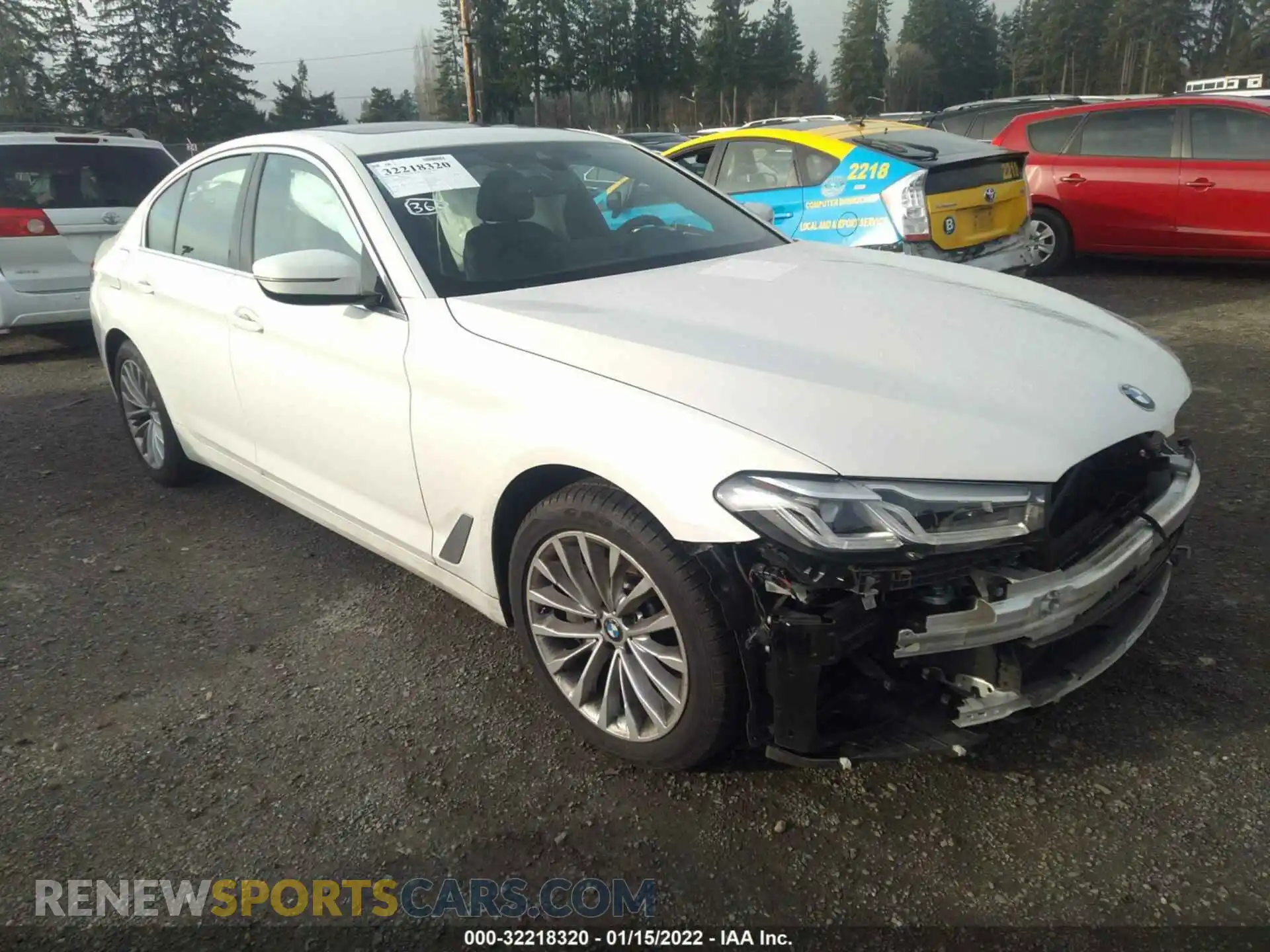 1 Photograph of a damaged car WBA53BH0XMCF69035 BMW 5 SERIES 2021