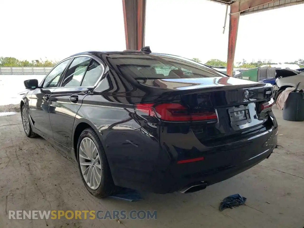 3 Photograph of a damaged car WBA53BH0XMWX25358 BMW 5 SERIES 2021