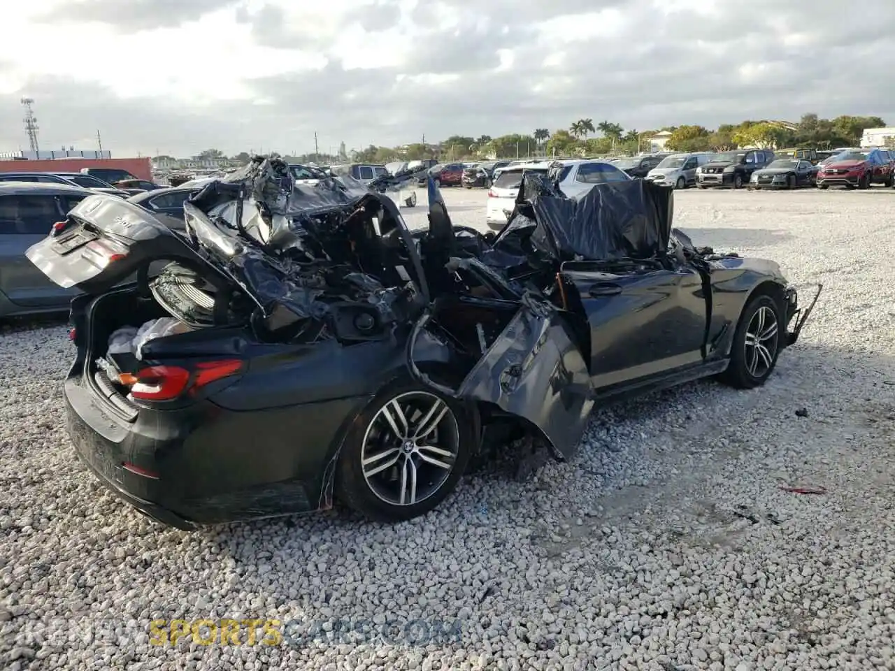 3 Photograph of a damaged car WBA53BJ07MCF99748 BMW 5 SERIES 2021