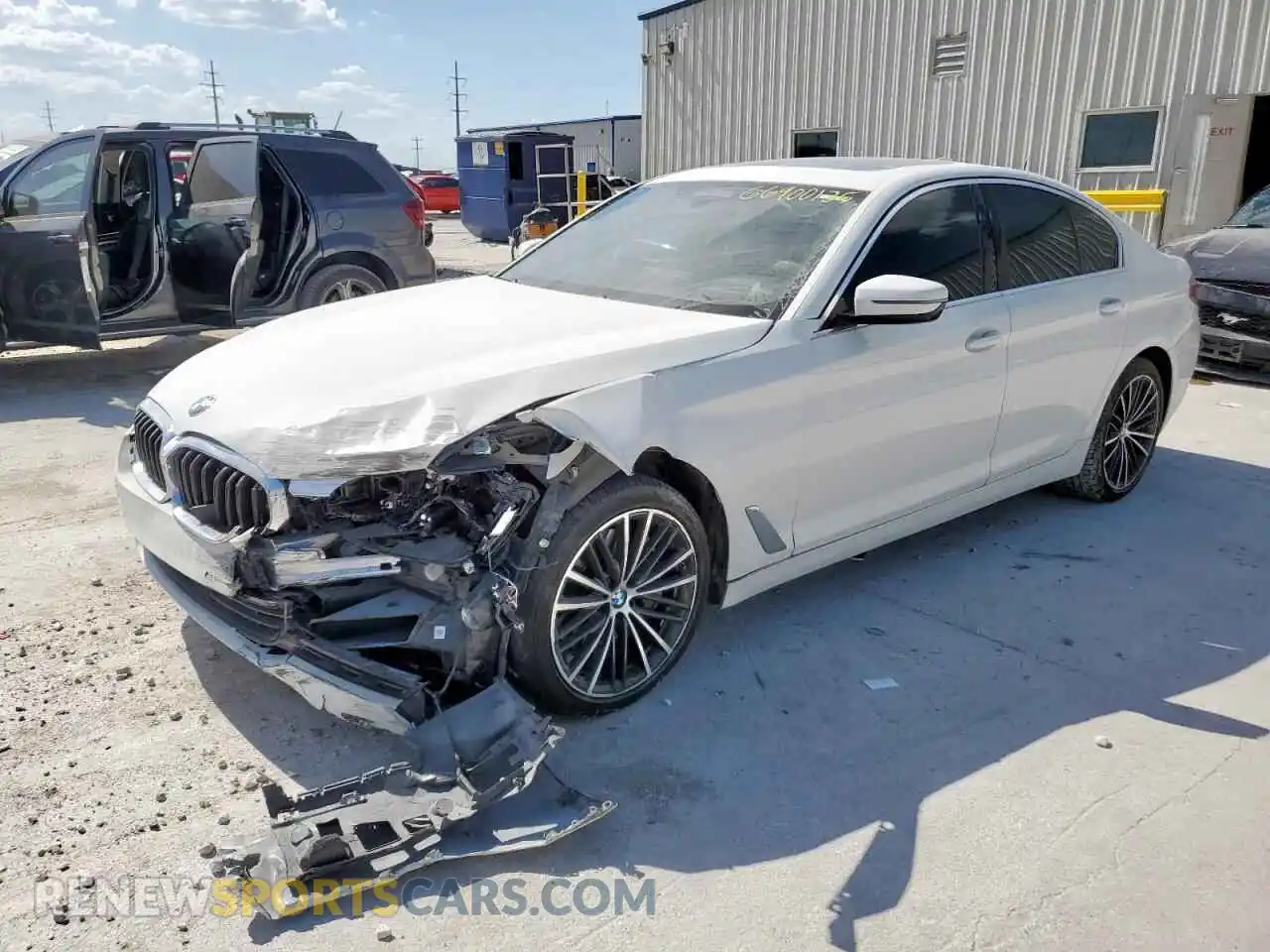 1 Photograph of a damaged car WBA53BJ07MWX02209 BMW 5 SERIES 2021