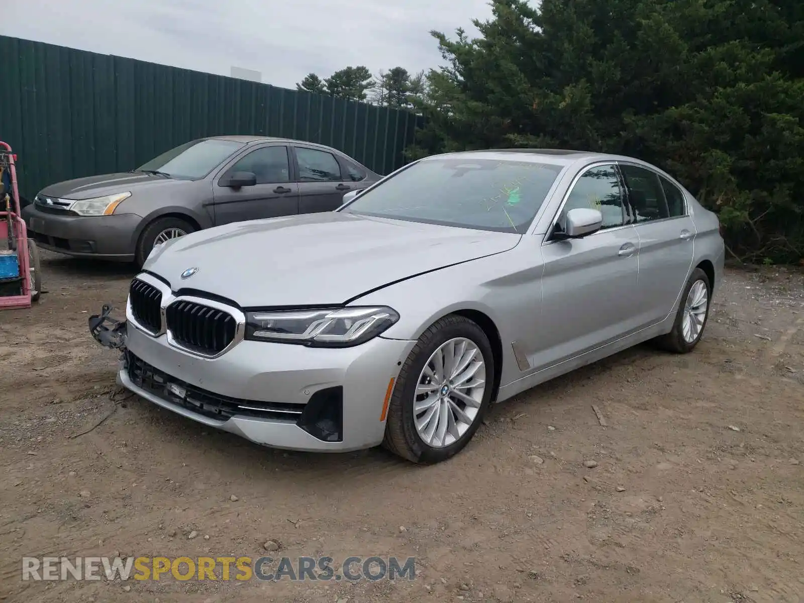 2 Photograph of a damaged car WBA53BJ08MCF34732 BMW 5 SERIES 2021