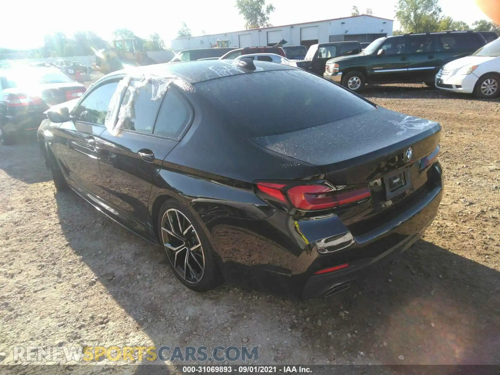 3 Photograph of a damaged car WBA73BJ02MWX24577 BMW 5 SERIES 2021