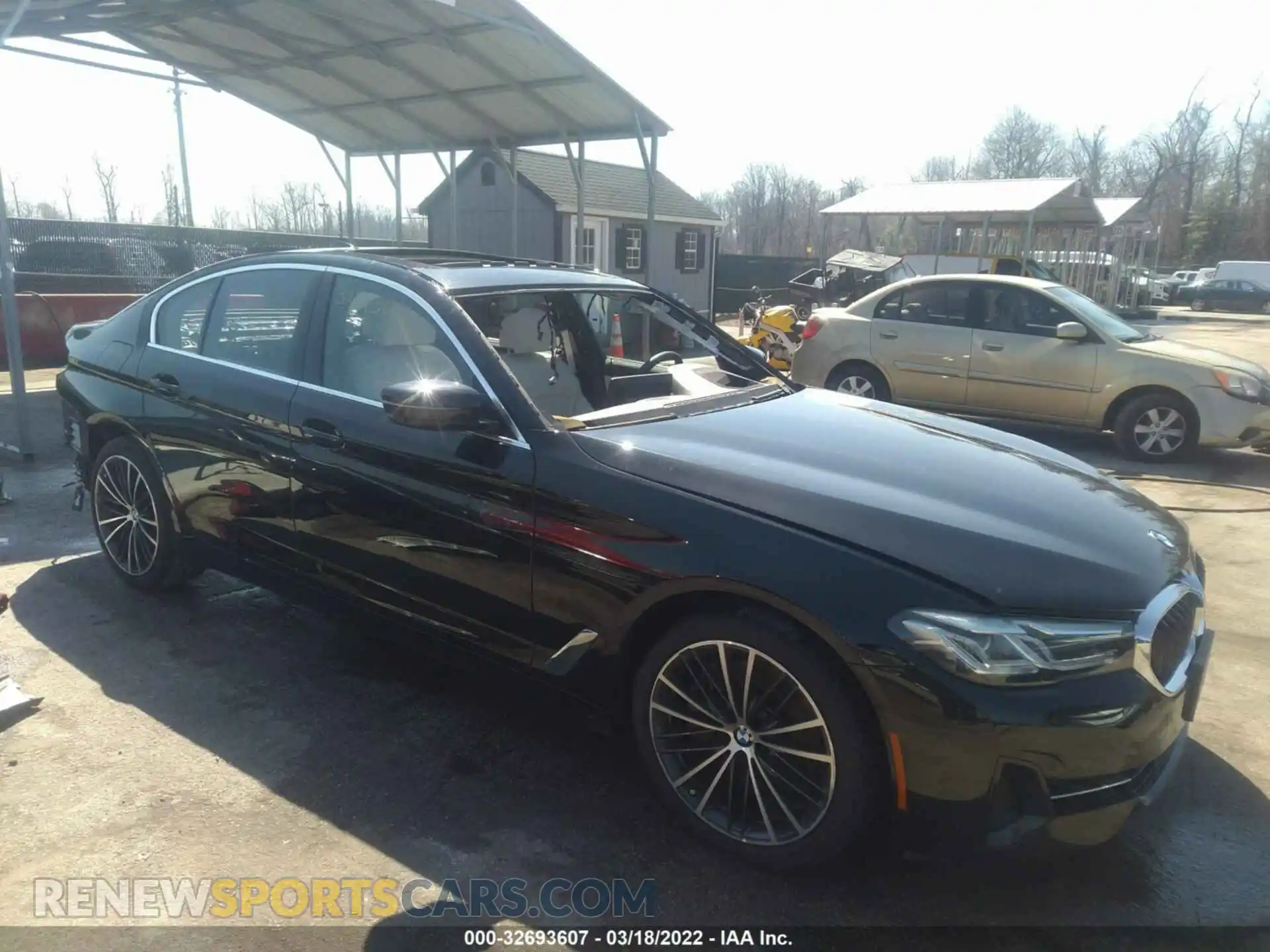 1 Photograph of a damaged car WBA73BJ03MWX03771 BMW 5 SERIES 2021