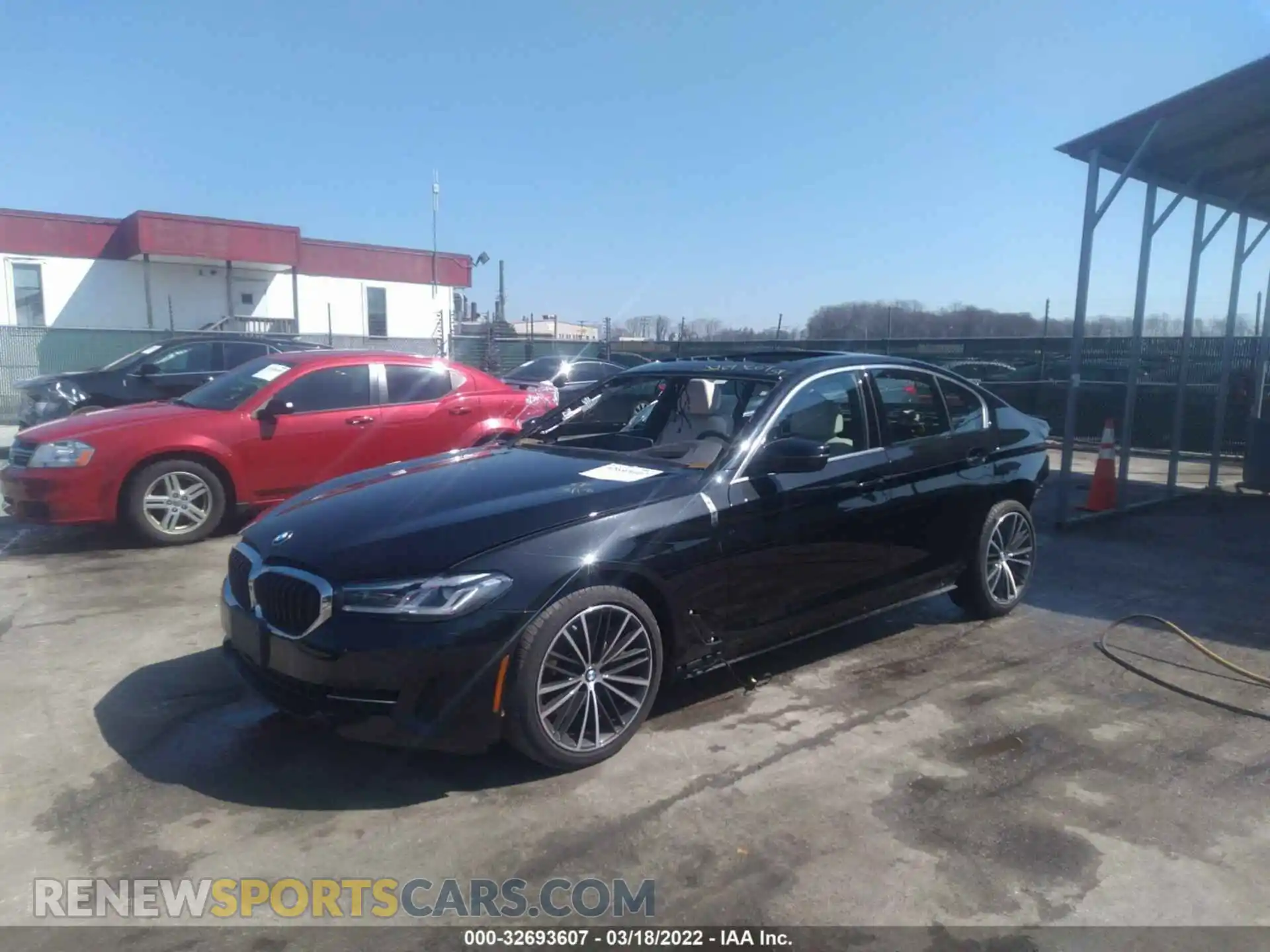 2 Photograph of a damaged car WBA73BJ03MWX03771 BMW 5 SERIES 2021