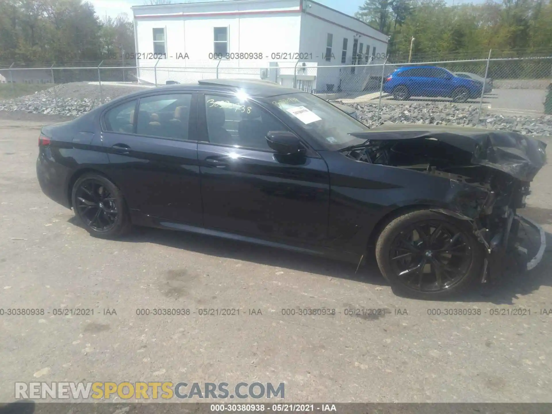 1 Photograph of a damaged car WBA73BJ05MWW92014 BMW 5 SERIES 2021