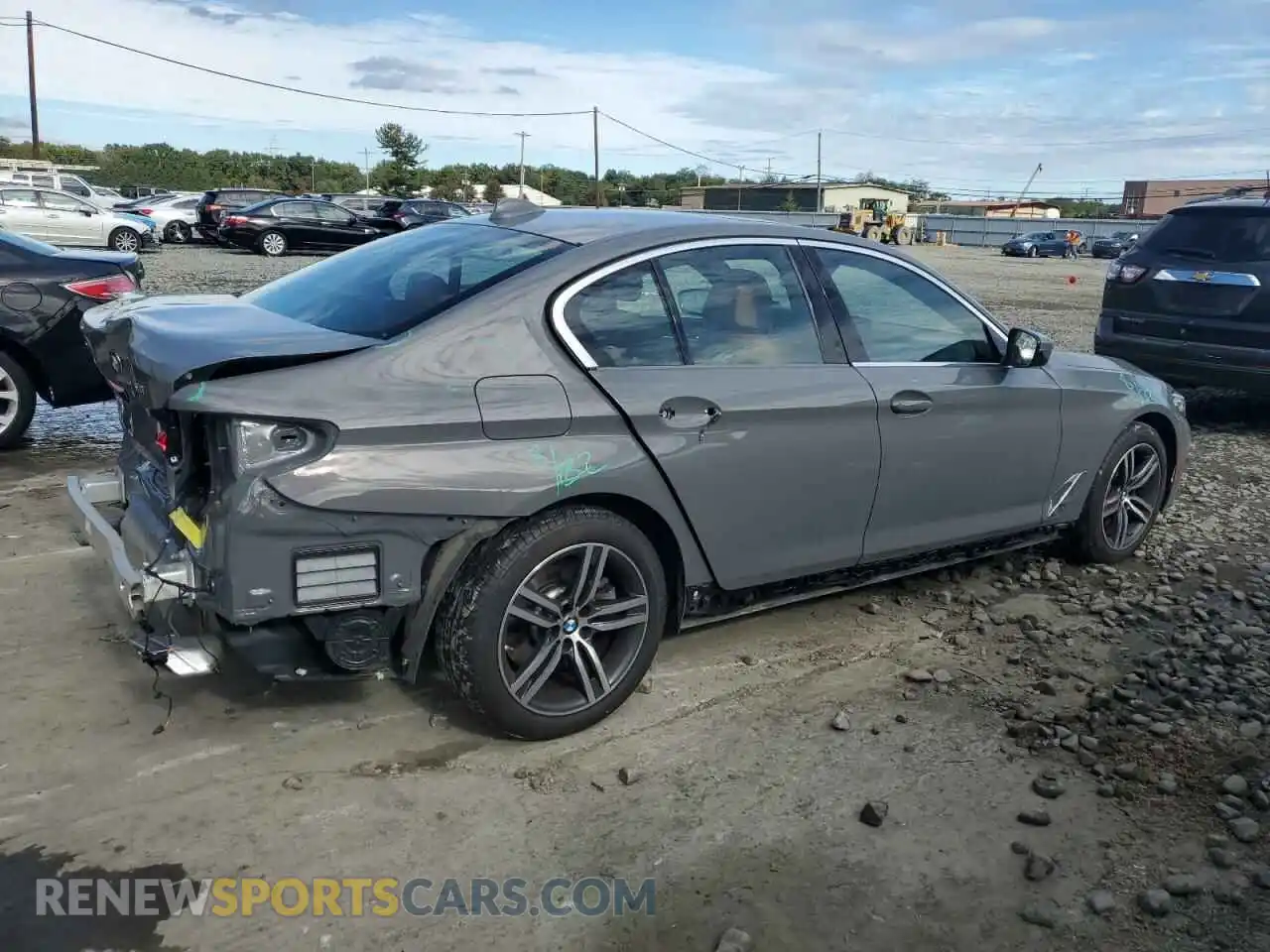3 Photograph of a damaged car WBA73BJ08MCF96124 BMW 5 SERIES 2021