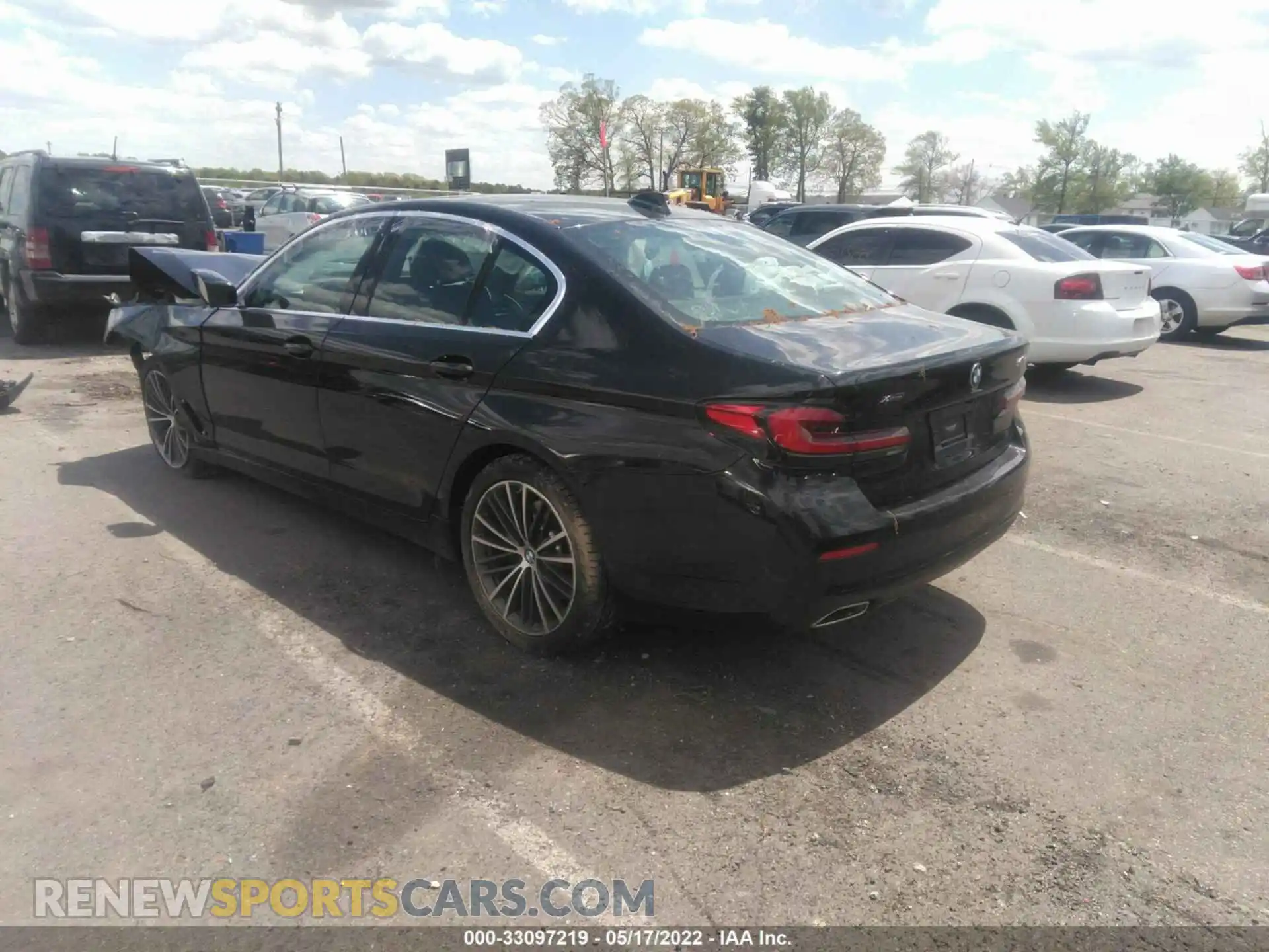 3 fotografías del automóvil dañado WBA73BJ09MWW90296 BMW 5 SERIES 2021