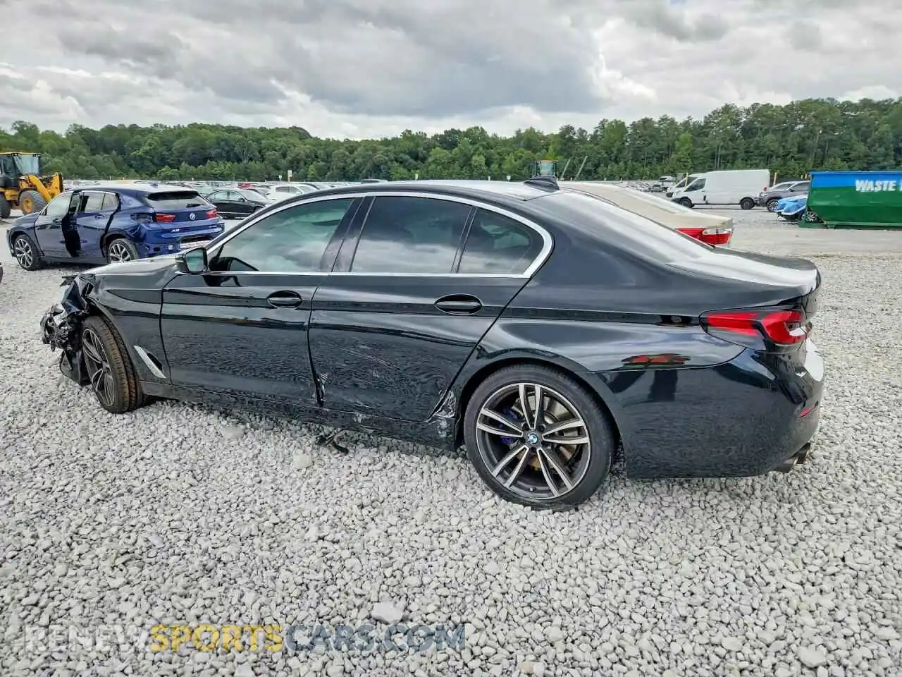 2 Photograph of a damaged car WBA73BJ09MWX29999 BMW 5 SERIES 2021