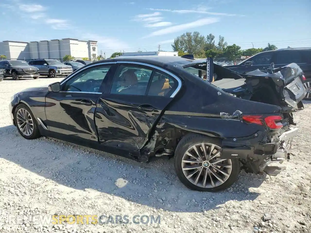 2 Photograph of a damaged car WBA53BH06NWX80665 BMW 5 SERIES 2022