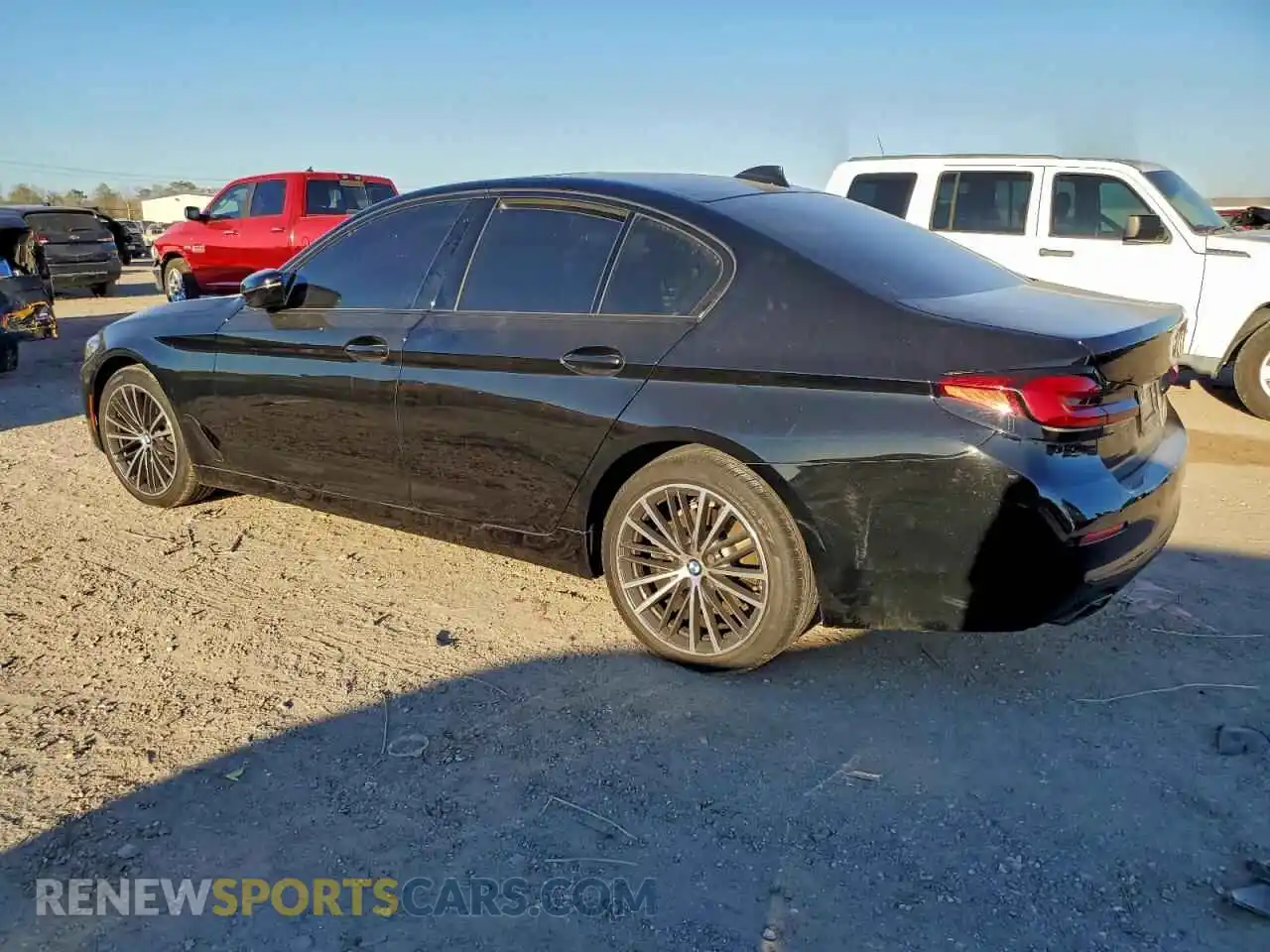 2 Photograph of a damaged car WBA53BH0XNWX83035 BMW 5 SERIES 2022
