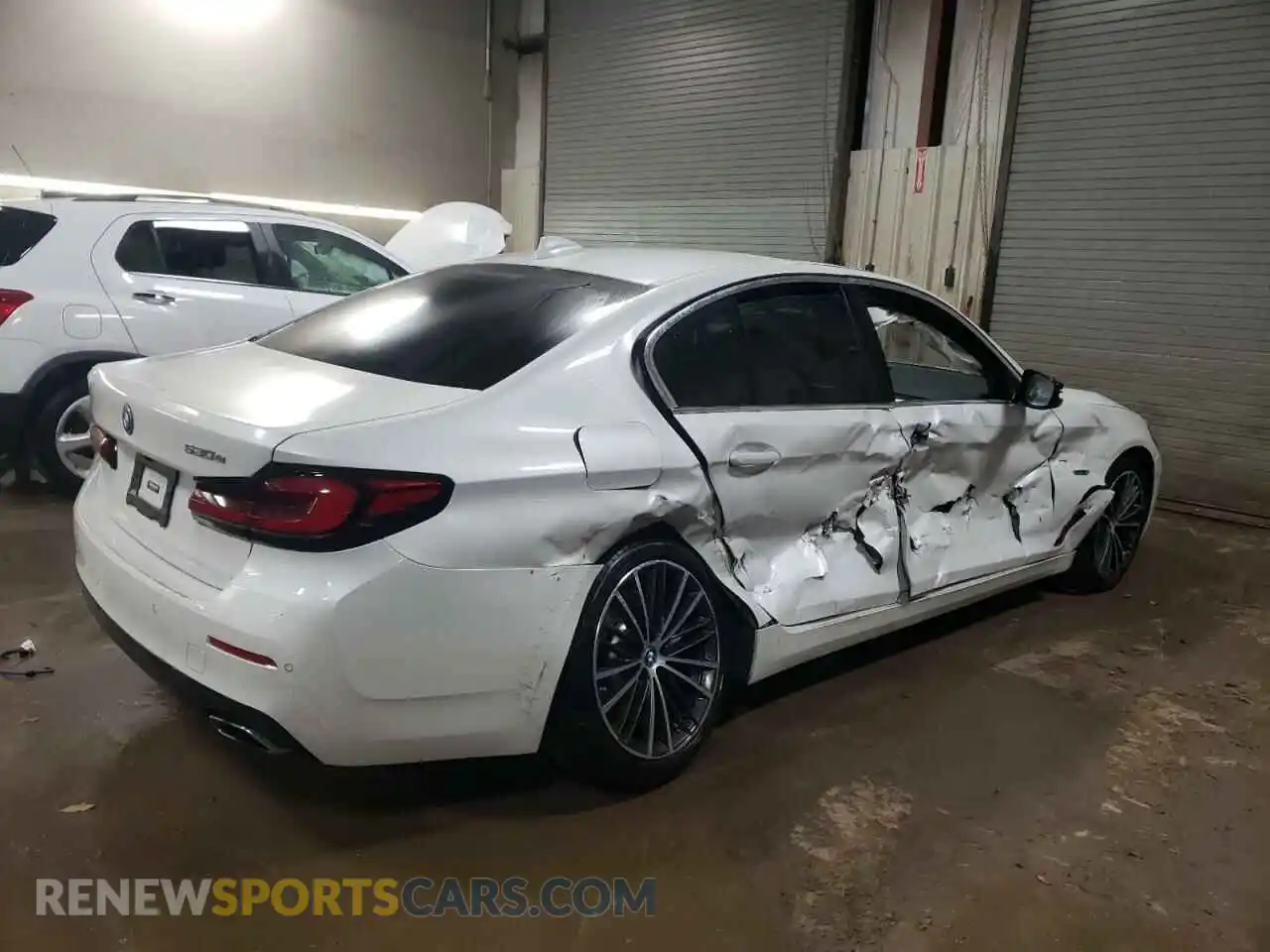 3 Photograph of a damaged car WBA13AG00PCM94423 BMW 5 SERIES 2023