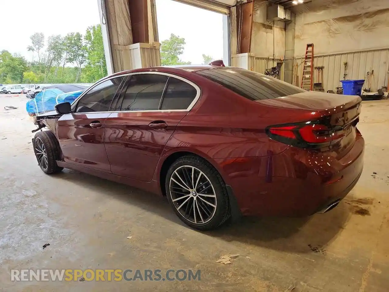 2 Photograph of a damaged car WBA13BJ0XPCL91007 BMW 5 SERIES 2023