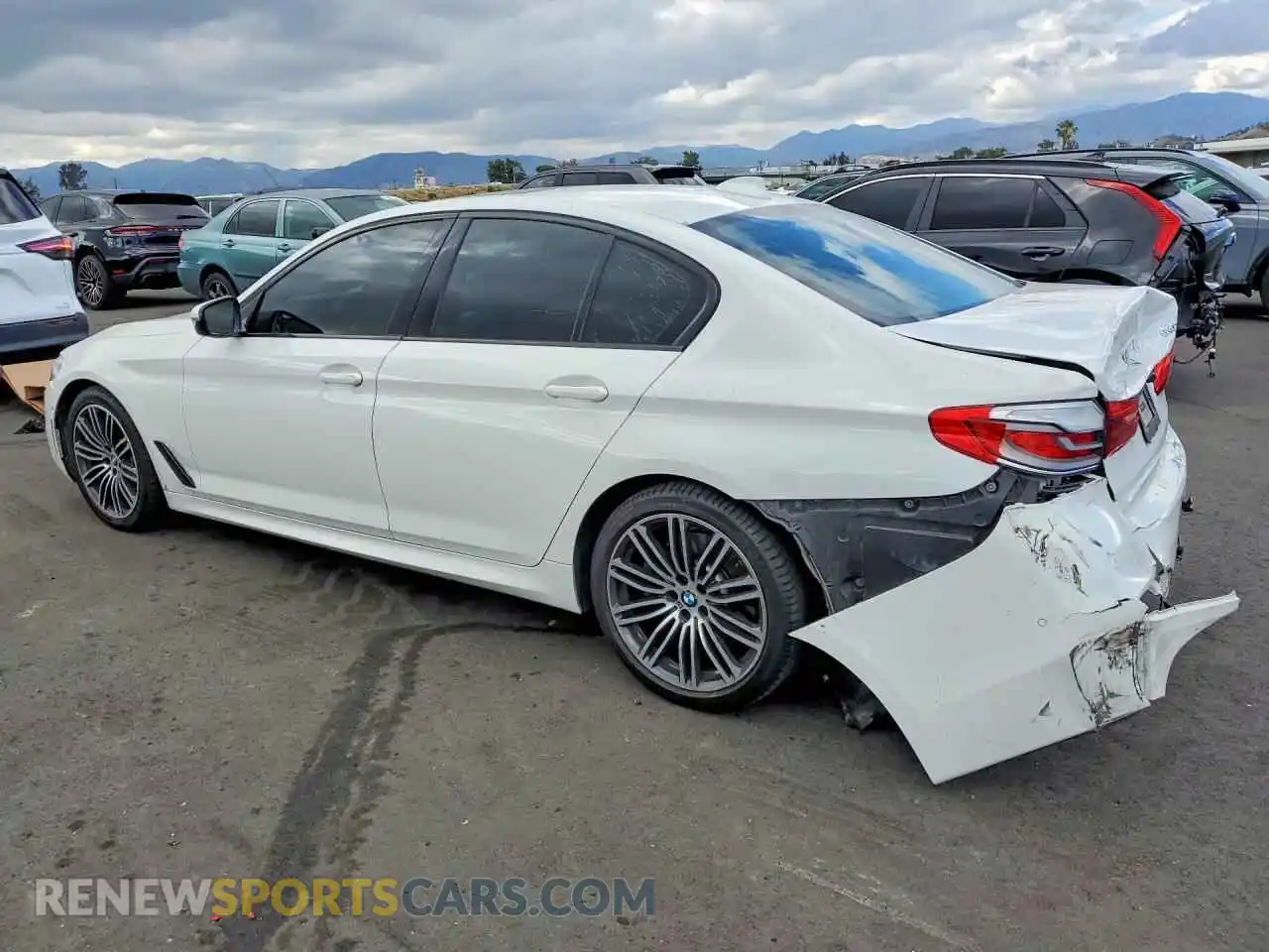 2 Photograph of a damaged car WBAJS1C02LWW65089 BMW 5 SERIES 2023