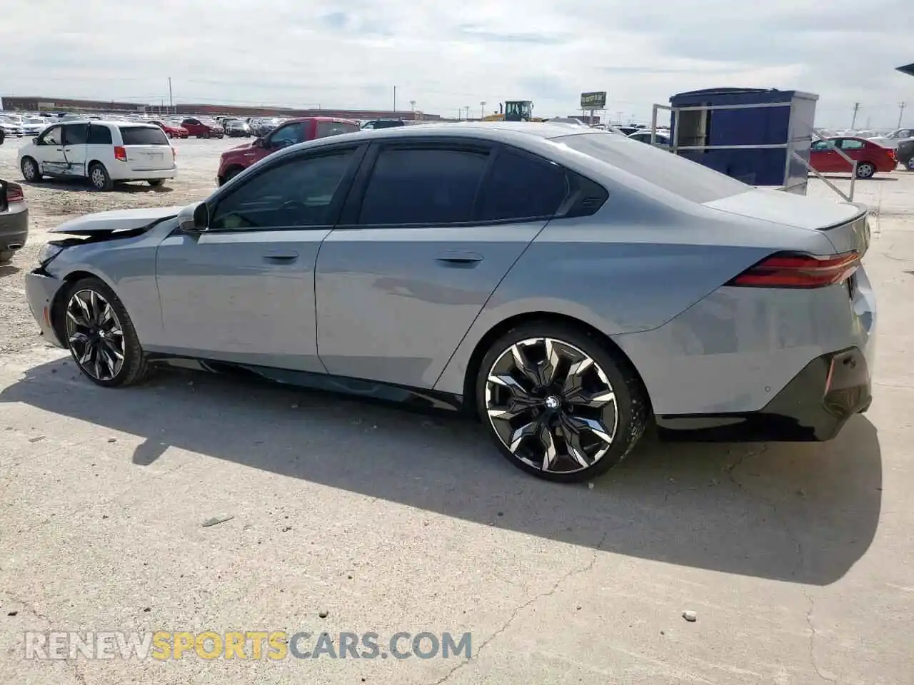 2 Photograph of a damaged car WBA43FJ03RCP91479 BMW 5 SERIES 2024