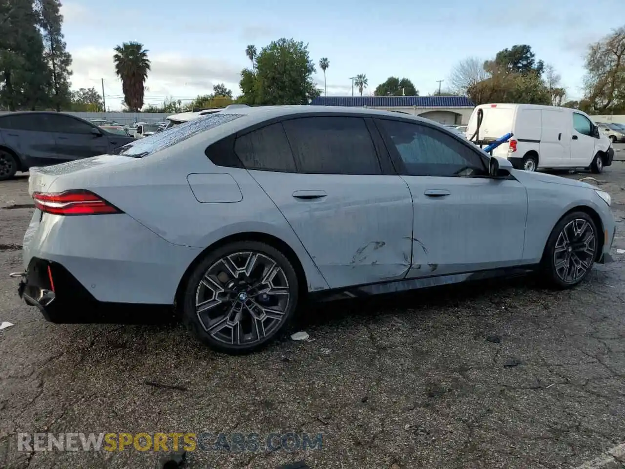 3 Photograph of a damaged car WBA43FJ03RCS86607 BMW 5 SERIES 2024