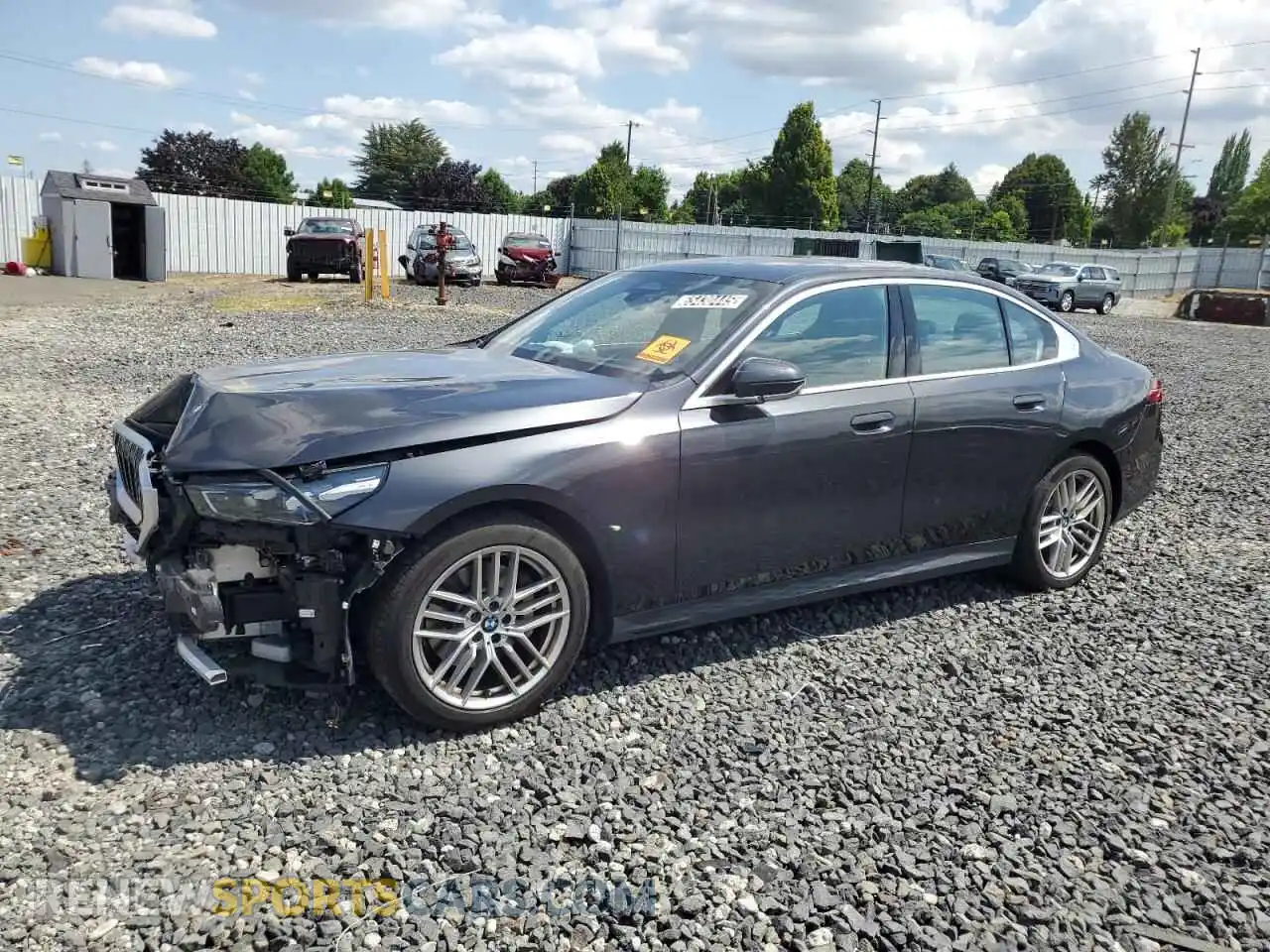 1 fotografías del automóvil dañado WBA43FJ04RCS11950 BMW 5 SERIES 2024