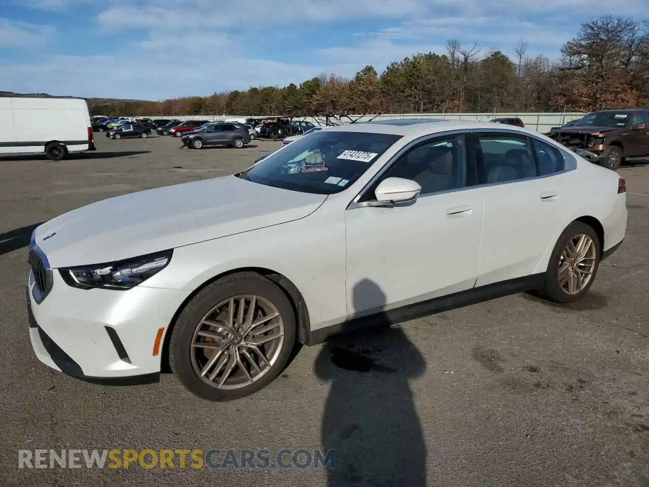 1 Photograph of a damaged car WBA53FJ01RCR84895 BMW 5 SERIES 2024