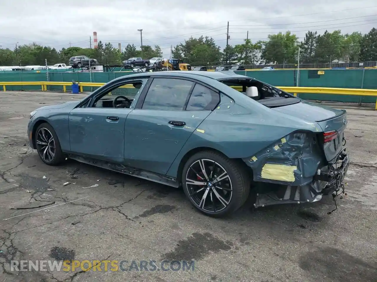 2 Photograph of a damaged car WBA53FJ02RCR74862 BMW 5 SERIES 2024